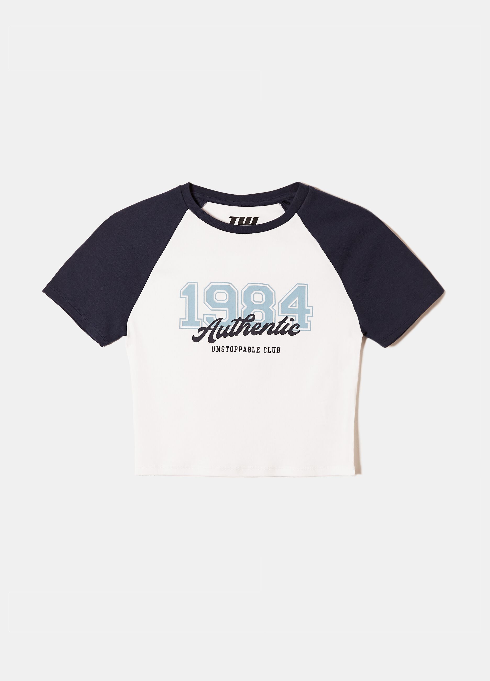 Crop T-shirt with raglan sleeves and college print