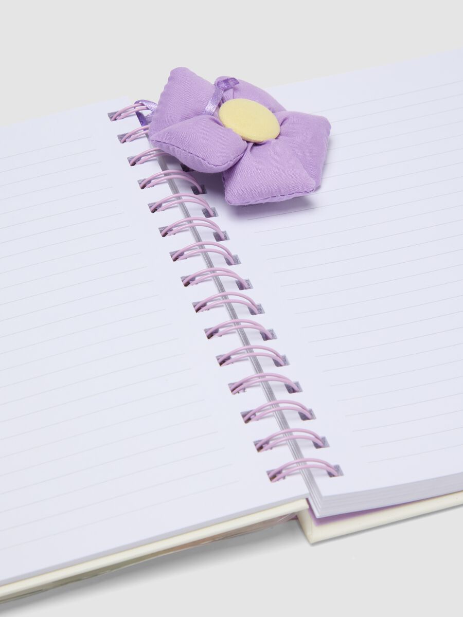 Multicolour stationery set with decorated notepad_1