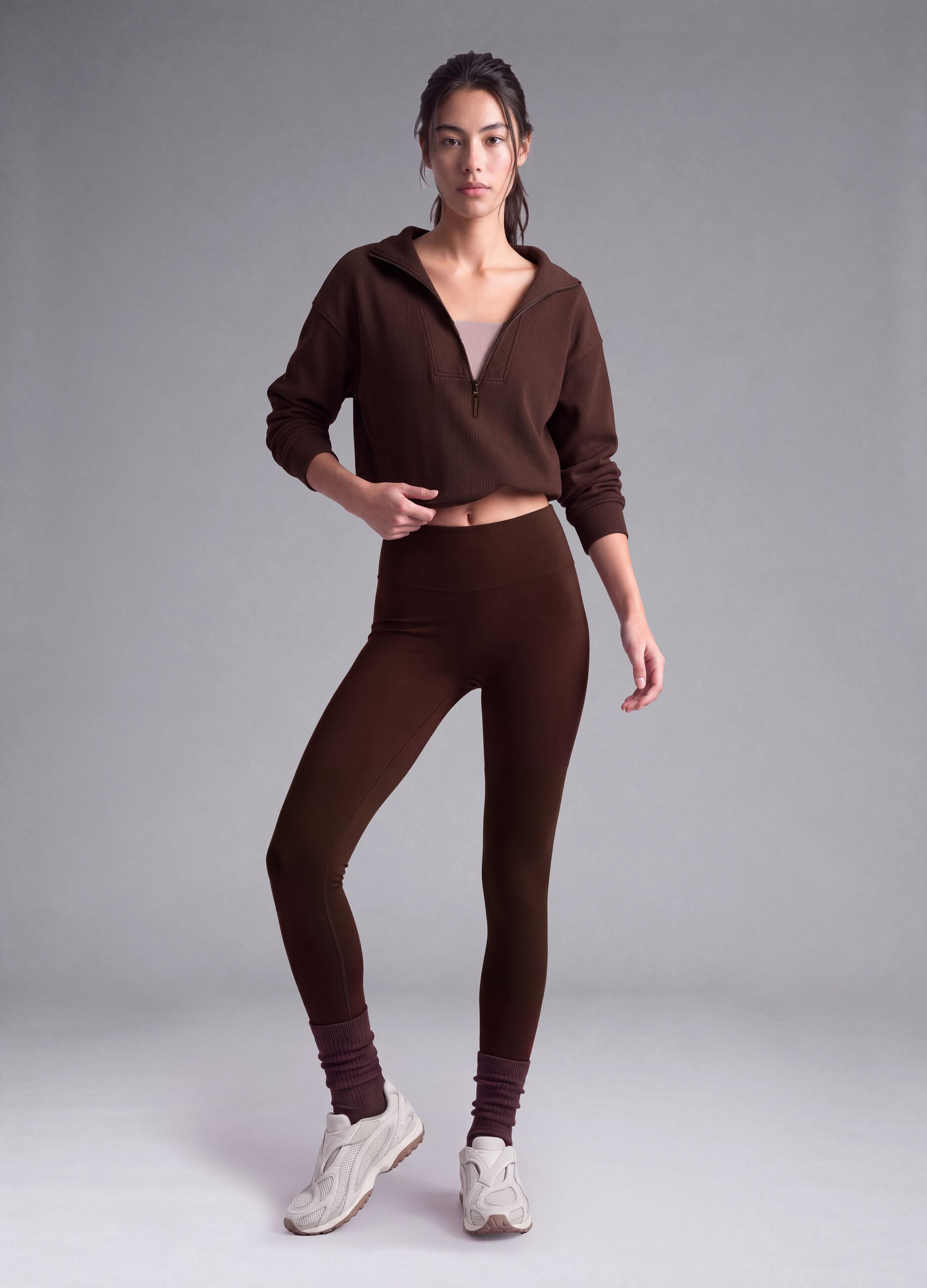 Brown high-waisted stretch leggings