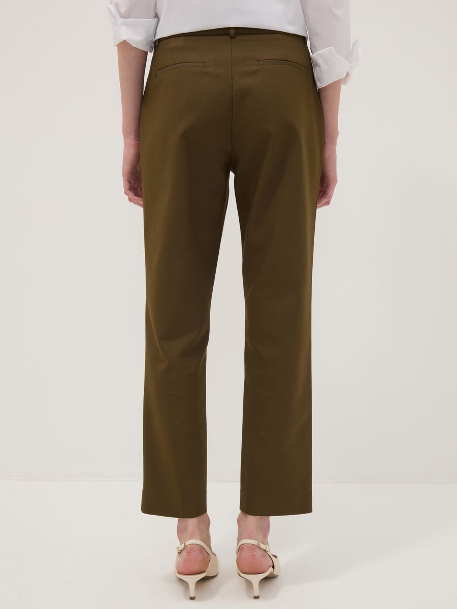 Green slim-fit stretch cotton trousers_2