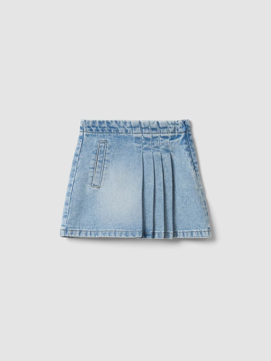 Light blue pleated denim skirt in pure cotton for girls_0