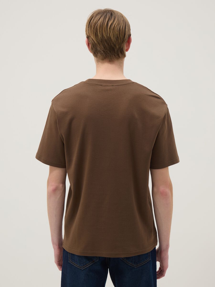 Relaxed Fit Brown The Iconic Tee T-shirt in Pure Cotton_4