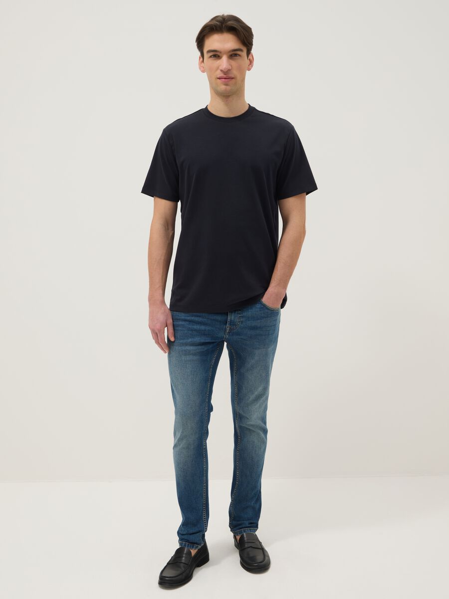 Black Cotton Crew Neck T-shirt, Regular Fit_1