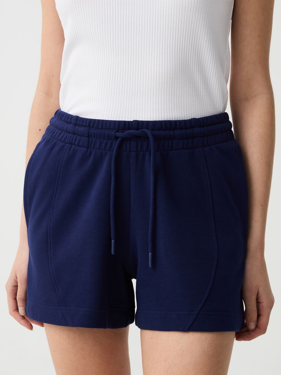 Shorts Essential con cuciture in rilievo_1