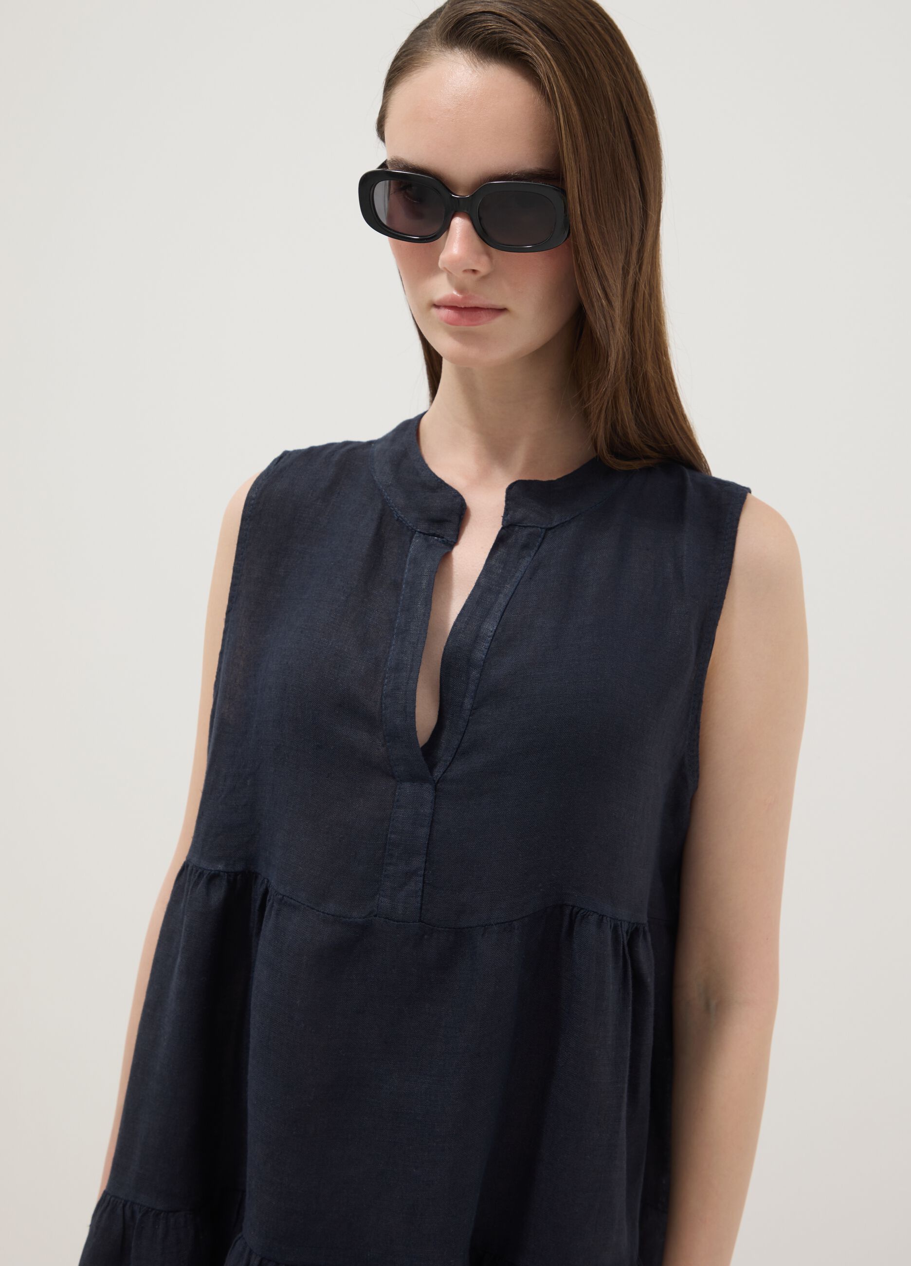 Blue sleeveless pure linen dress, regular fit