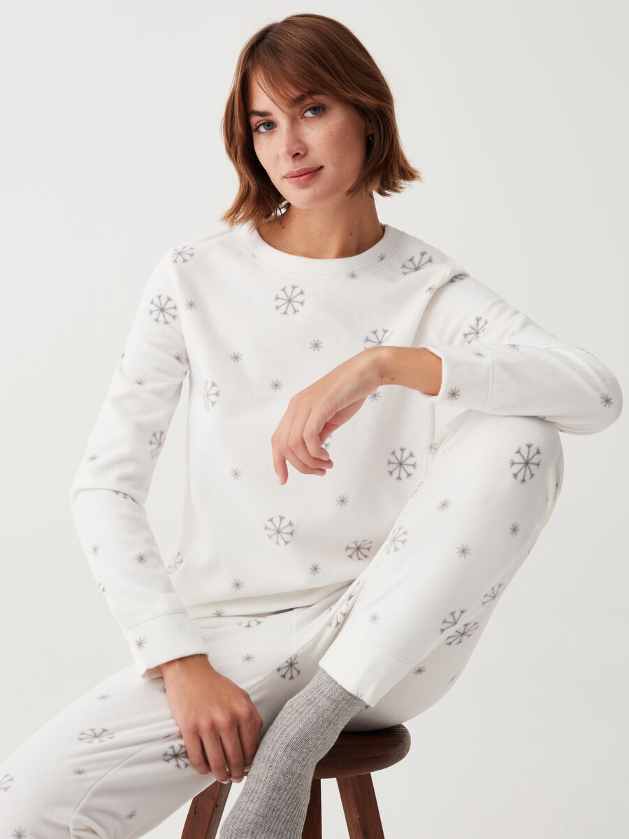 Pijama de tejido polar estampado copos de nieve_0