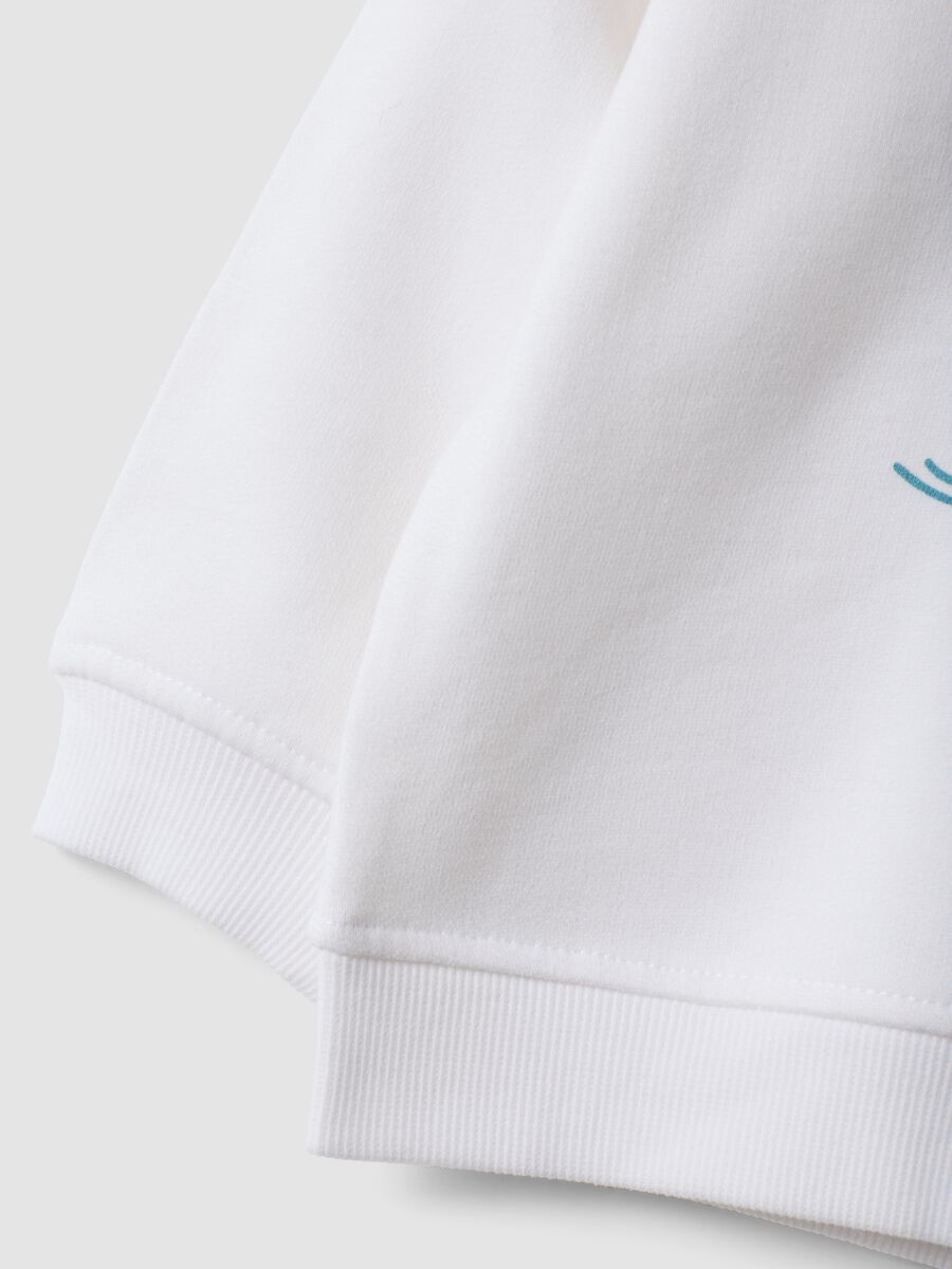 White crew-neck sweatshirt in 100% cotton_3