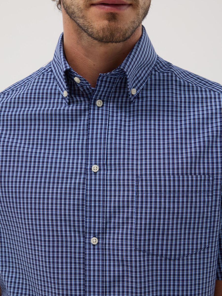 Blue checked short-sleeve shirt_2