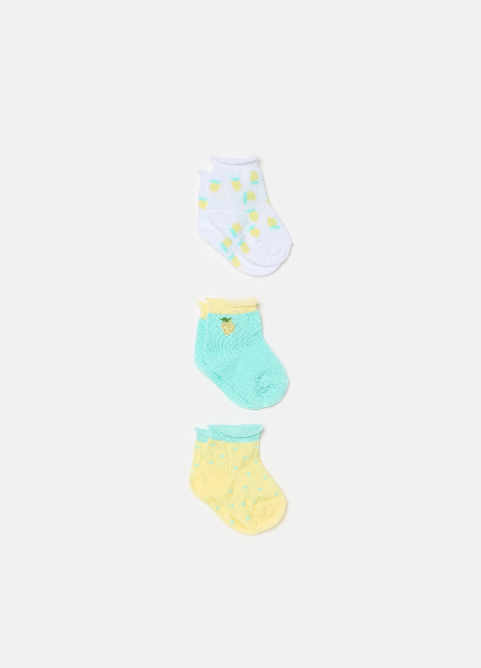Three-pair pack short socks with lemons design