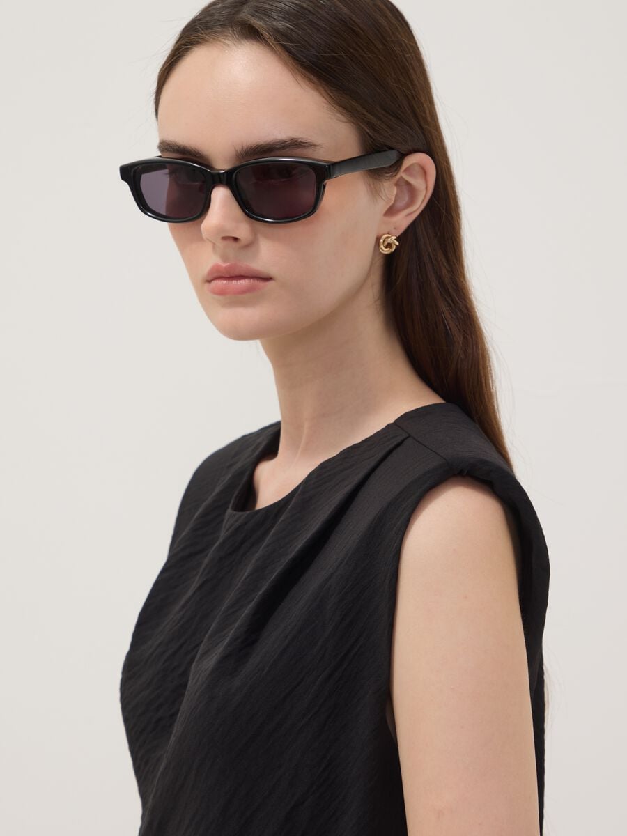 Schwarze &auml;rmellose Bluse mit Pliss&eacute;-Struktur, Regular Fit_2