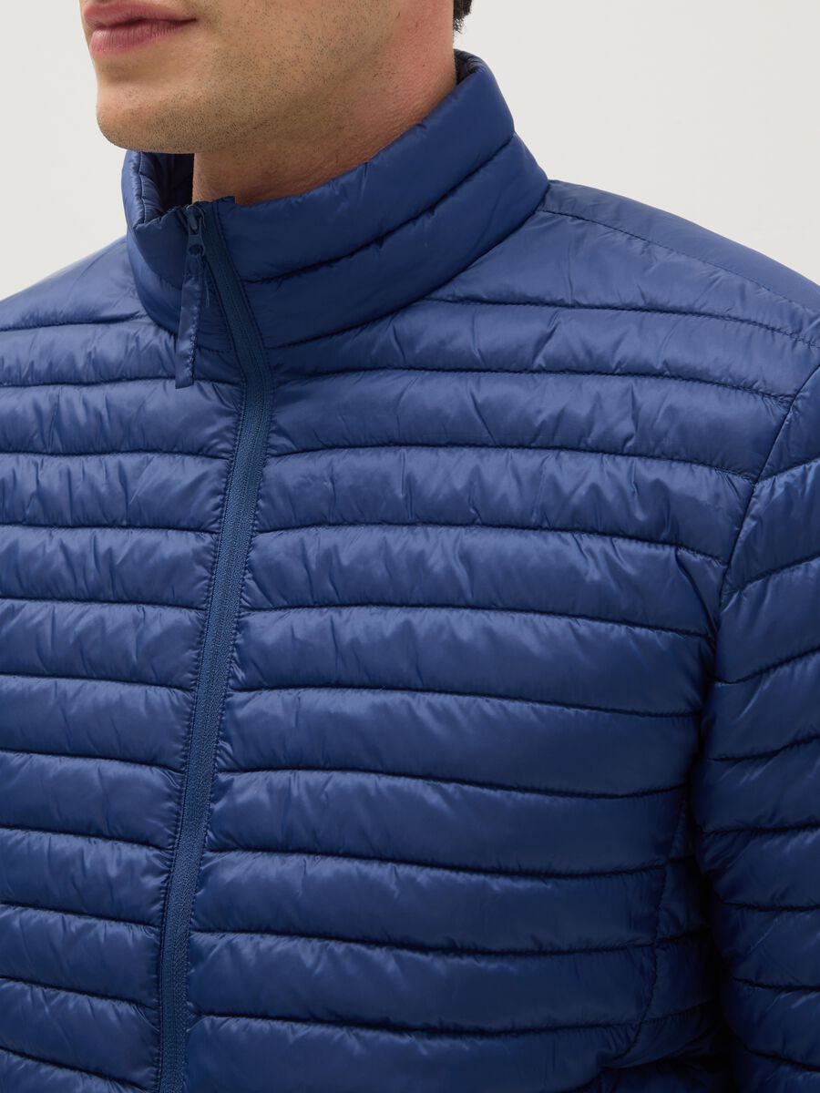 Blaue Steppjacke im Regular-Fit mit Rei&szlig;verschluss_3