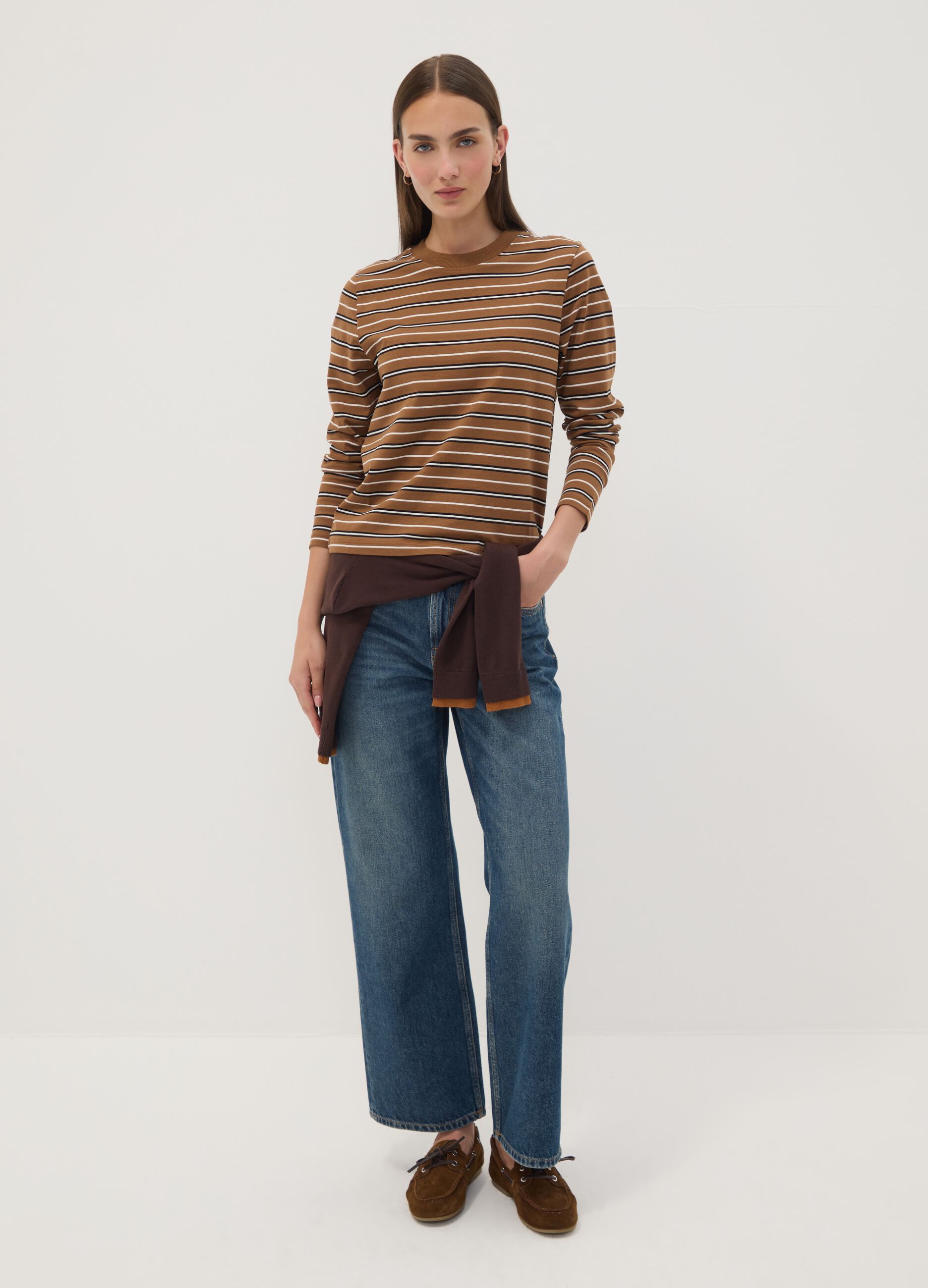 T-shirt multicolor in puro cotone a righe con girocollo regular fit