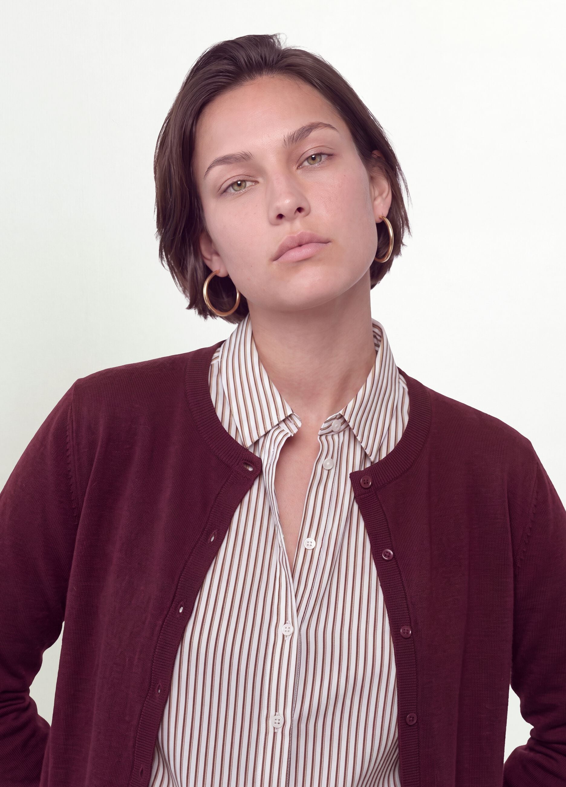 Cardigan rouge en m&eacute;lange de viscose avec boutons, coupe regular