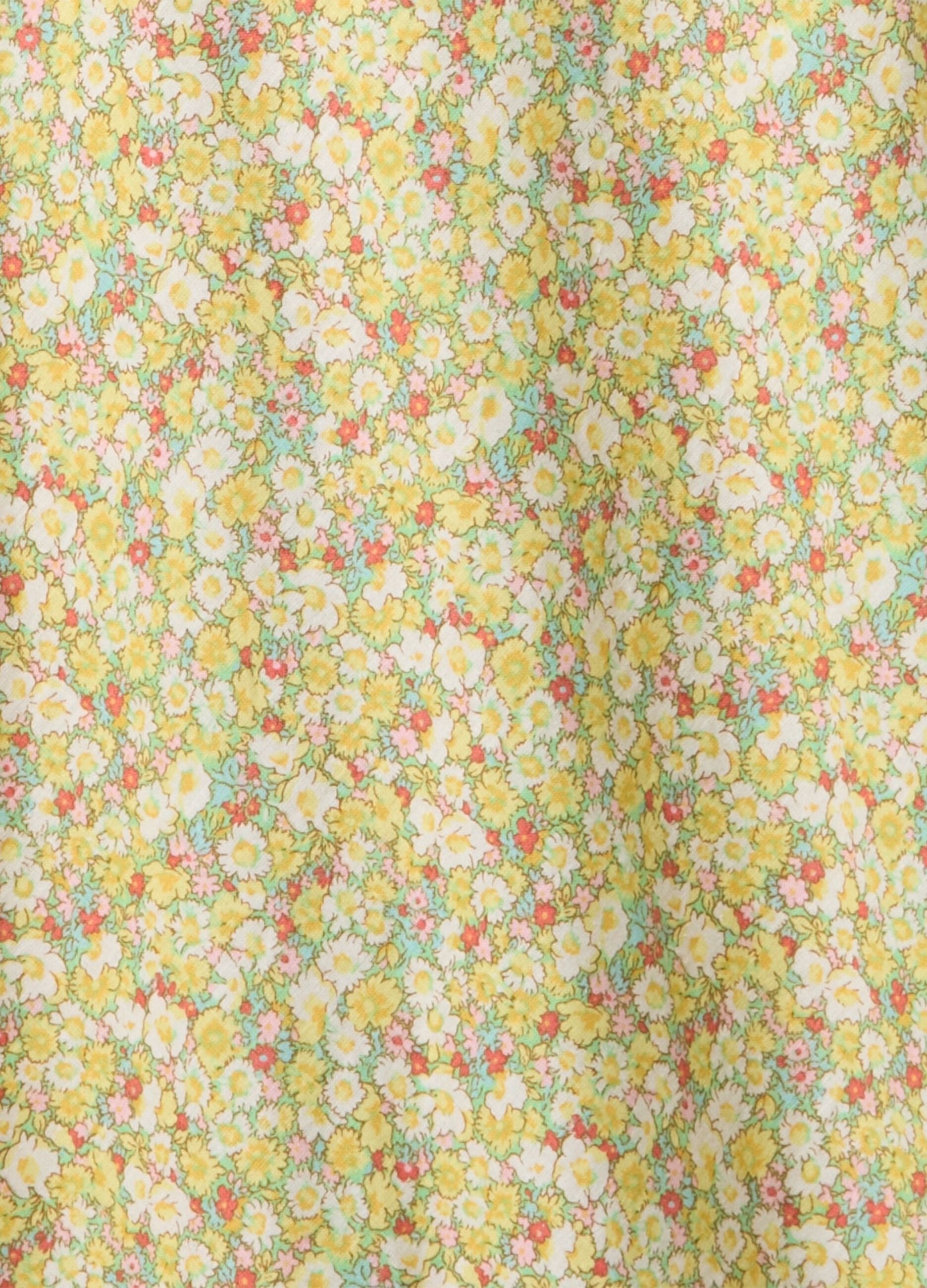 Langes Kleid mit buntem Blumenmuster