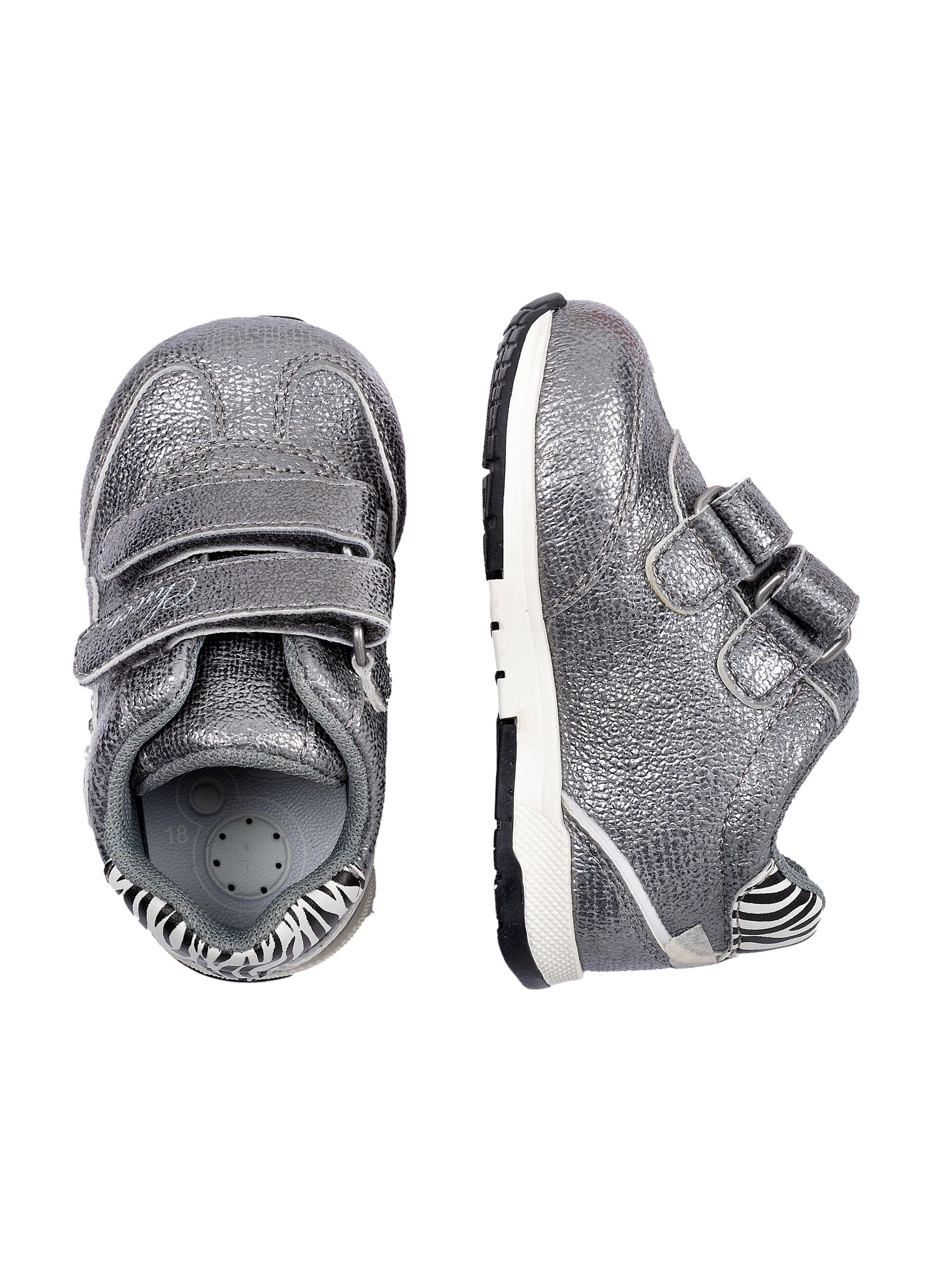 Chicco silver sneakers with zebra detail