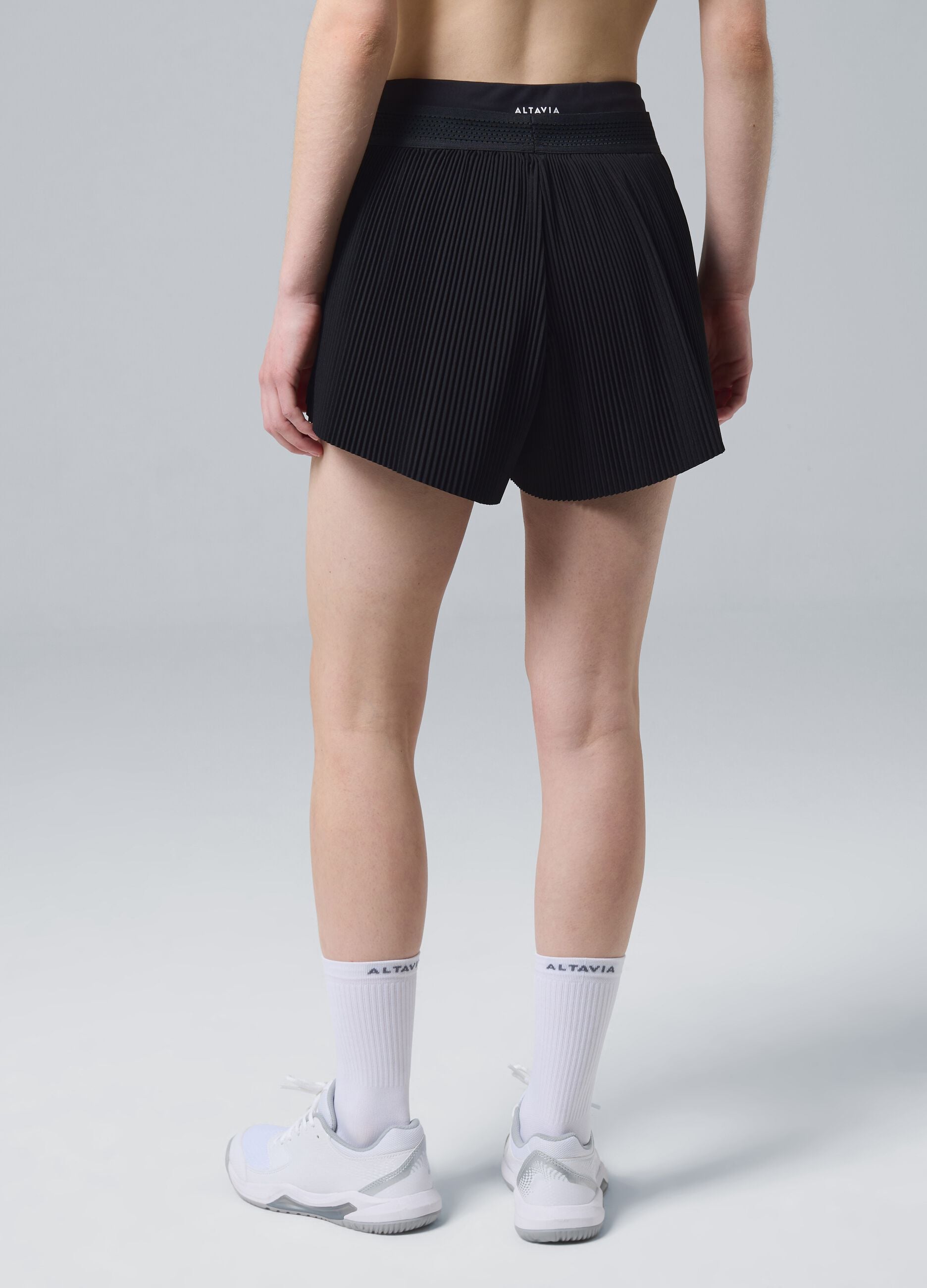 Schwarze plissierte Sportshorts ALTAVIA COURT aus Stretchmaterial mit herausnehmbarer Innenhose