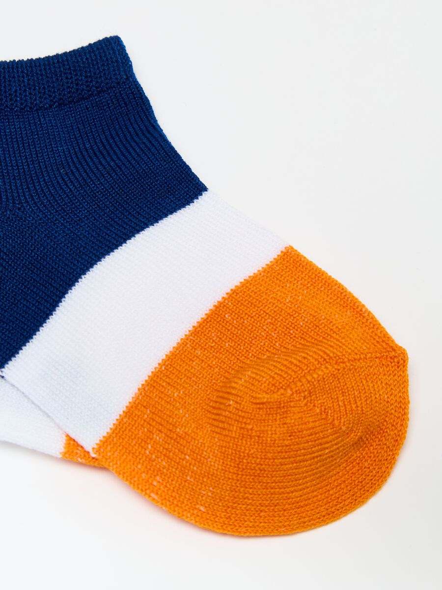 Three-pair pack short socks with tiger design_2