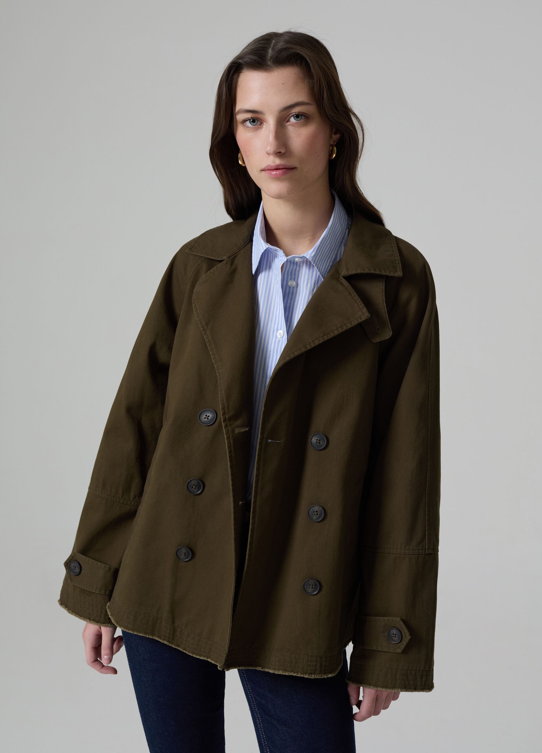 Short double-breasted trench coat