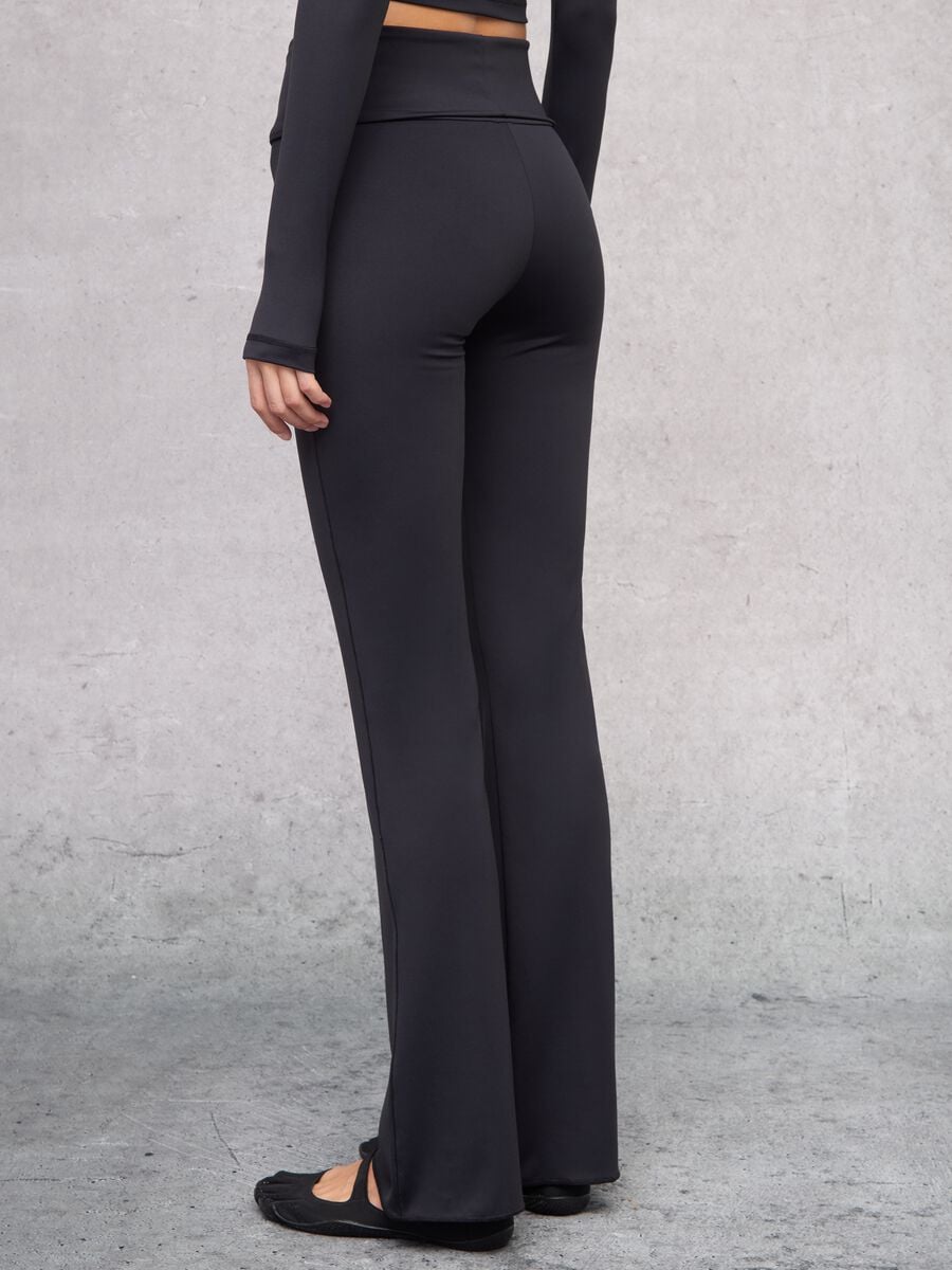Technical Yoga Flare Pants Black_2