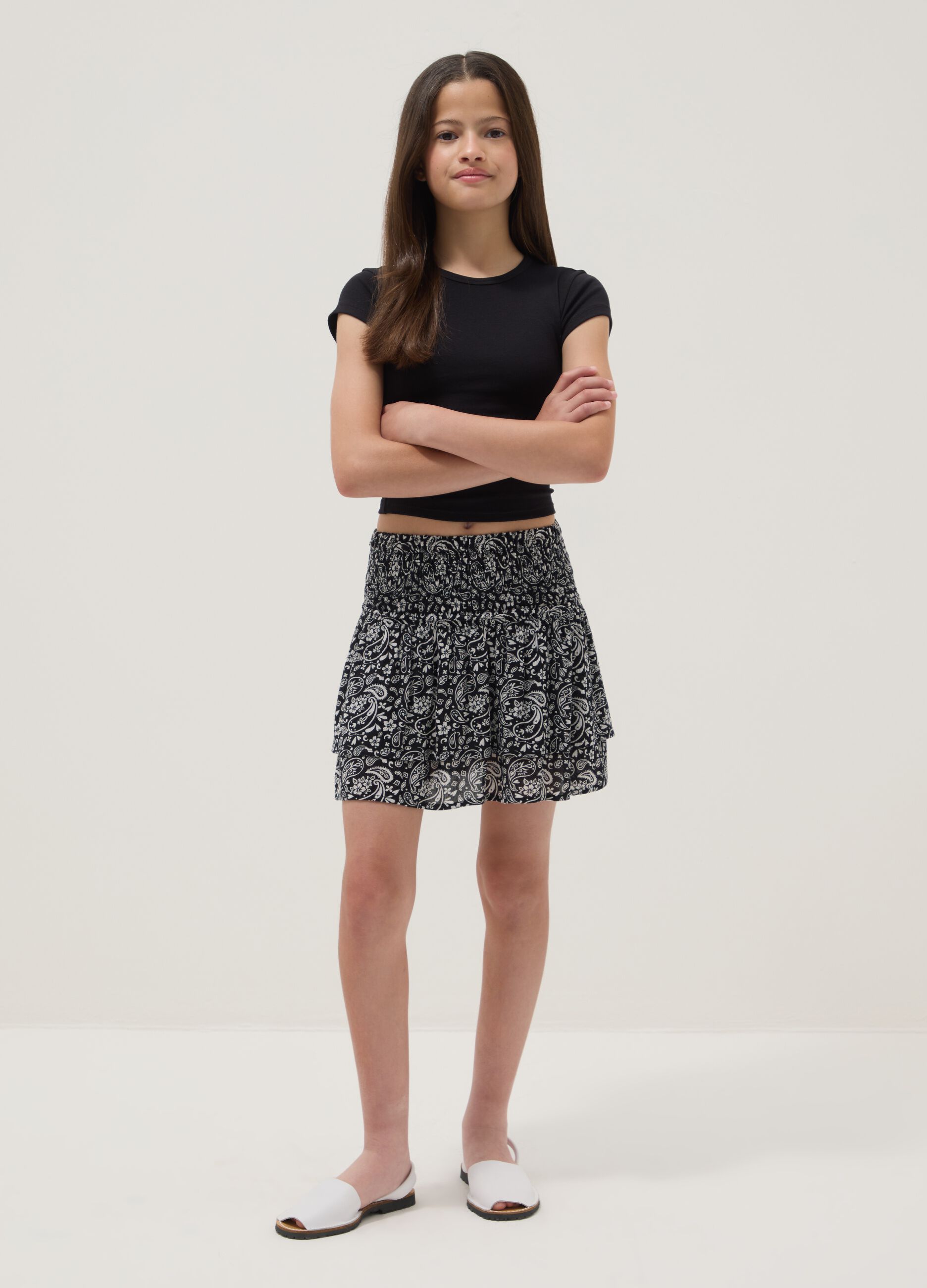Girls&rsquo; multicolour pure-viscose mini skirt with paisley print