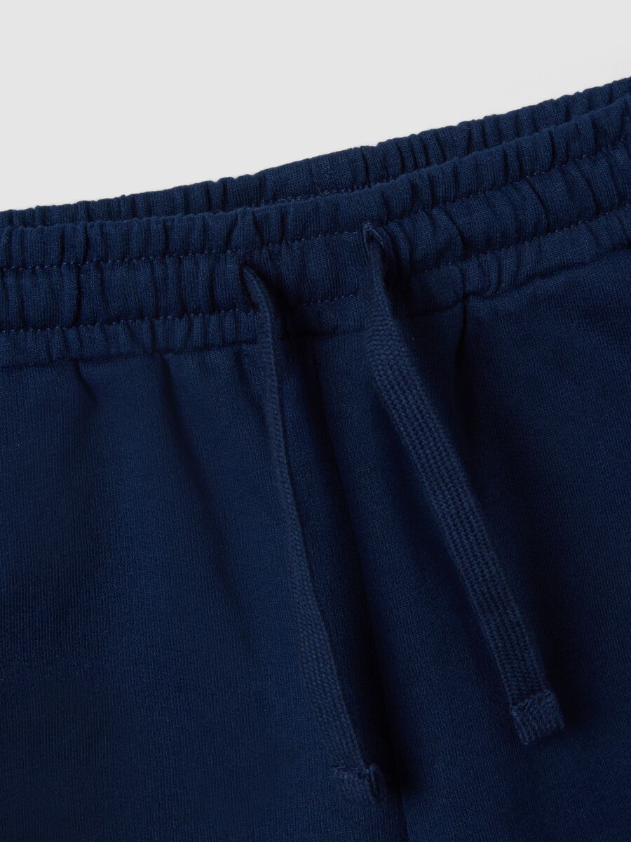 &Sigma;&epsilon;&tau; &mu;&pi;&lambda;&omicron;ύ&zeta;&alpha; &kappa;&alpha;&iota; &sigma;&omicron;&rho;&tau;&sigmaf; &alpha;&pi;ό &kappa;&alpha;&theta;&alpha;&rho;ό &beta;&alpha;&mu;&beta;ά&kappa;&iota; &pi;&omicron;&lambda;&upsilon;&chi;&rho;&omega;&mu;&omicron; &gamma;&iota;&alpha; &alpha;&gamma;ό&rho;&iota;&alpha; &mu;&epsilon; &tau;&omicron;&nu; &Mu;ί&kappa;&upsilon; &Mu;ά&omicron;&upsilon;&sigmaf;_2