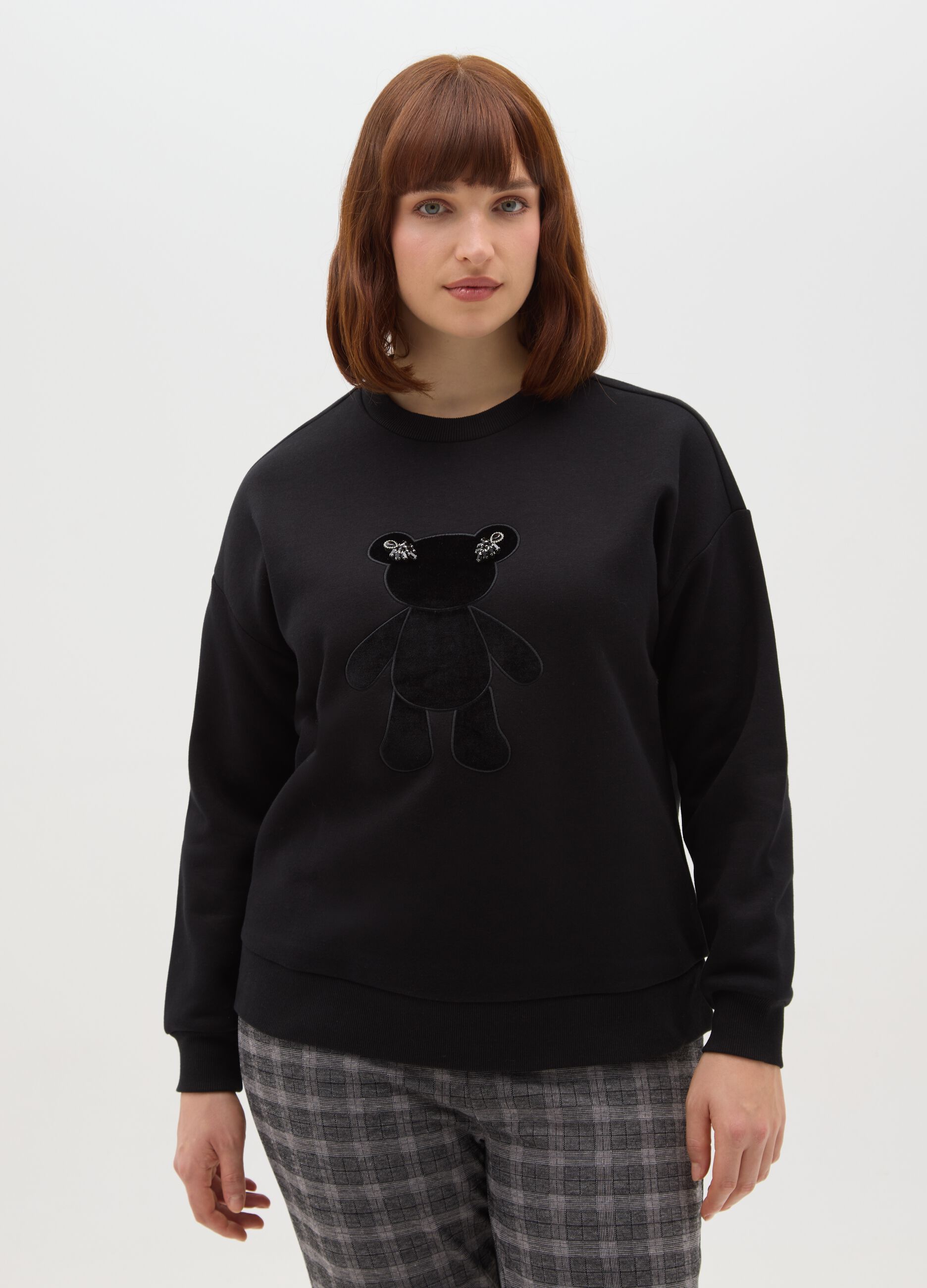 Μαύρη ζακέτα από μείγμα βαμβακιού με κανονική εφαρμογή και κεντημένο αρκουδάκι