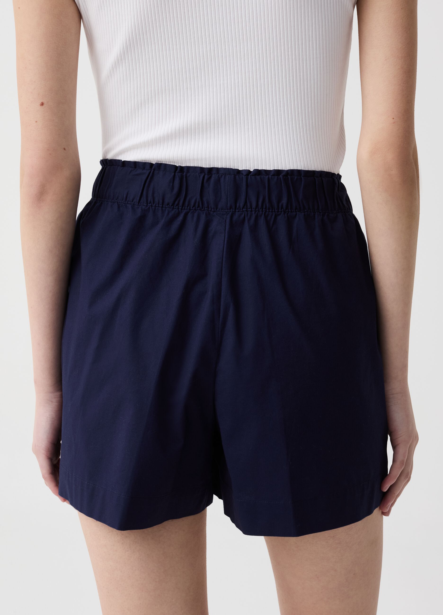 Shorts pull on in cotone stretch