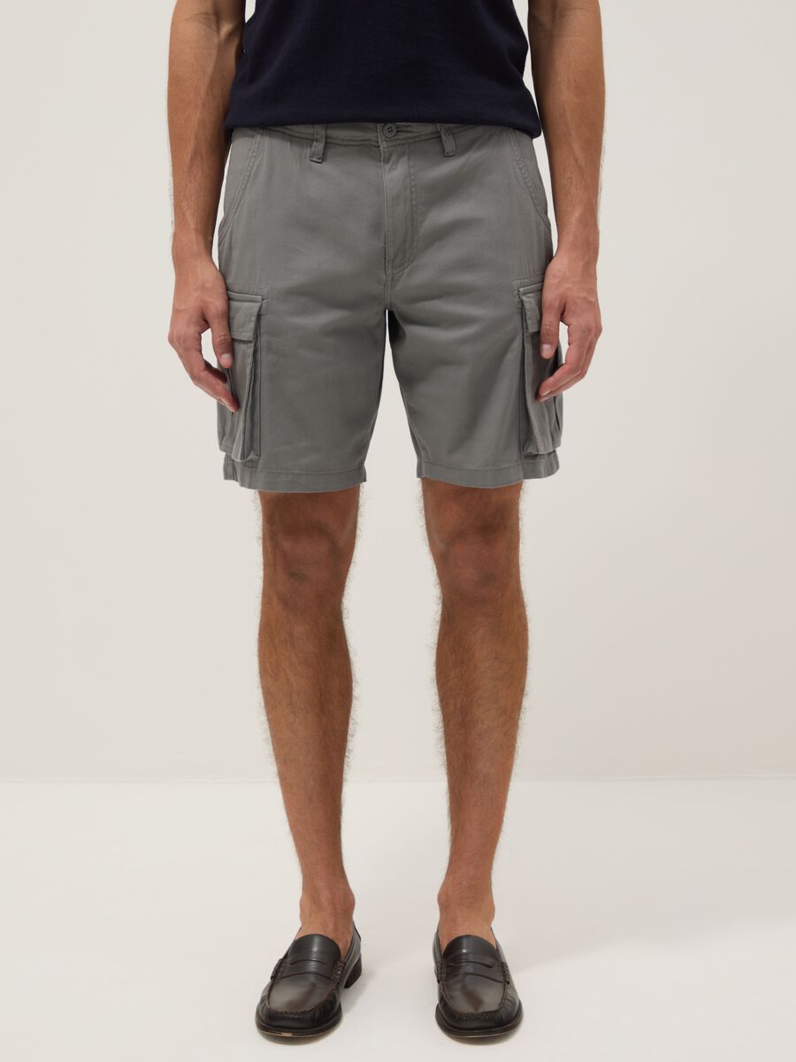 Grey pure cotton cargo Bermuda shorts, regular fit_3