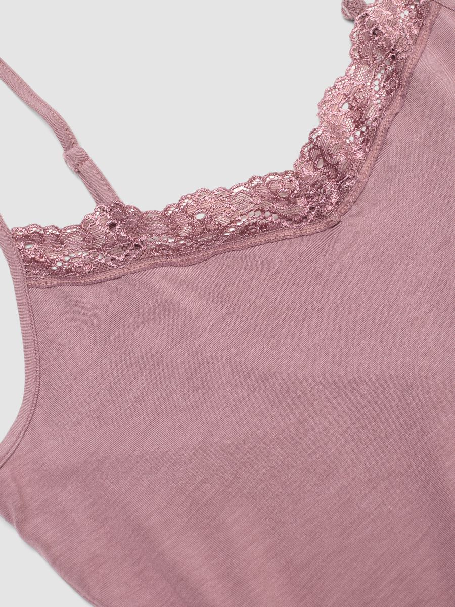 Pink slim fit stretchy viscose camisole with lace_5