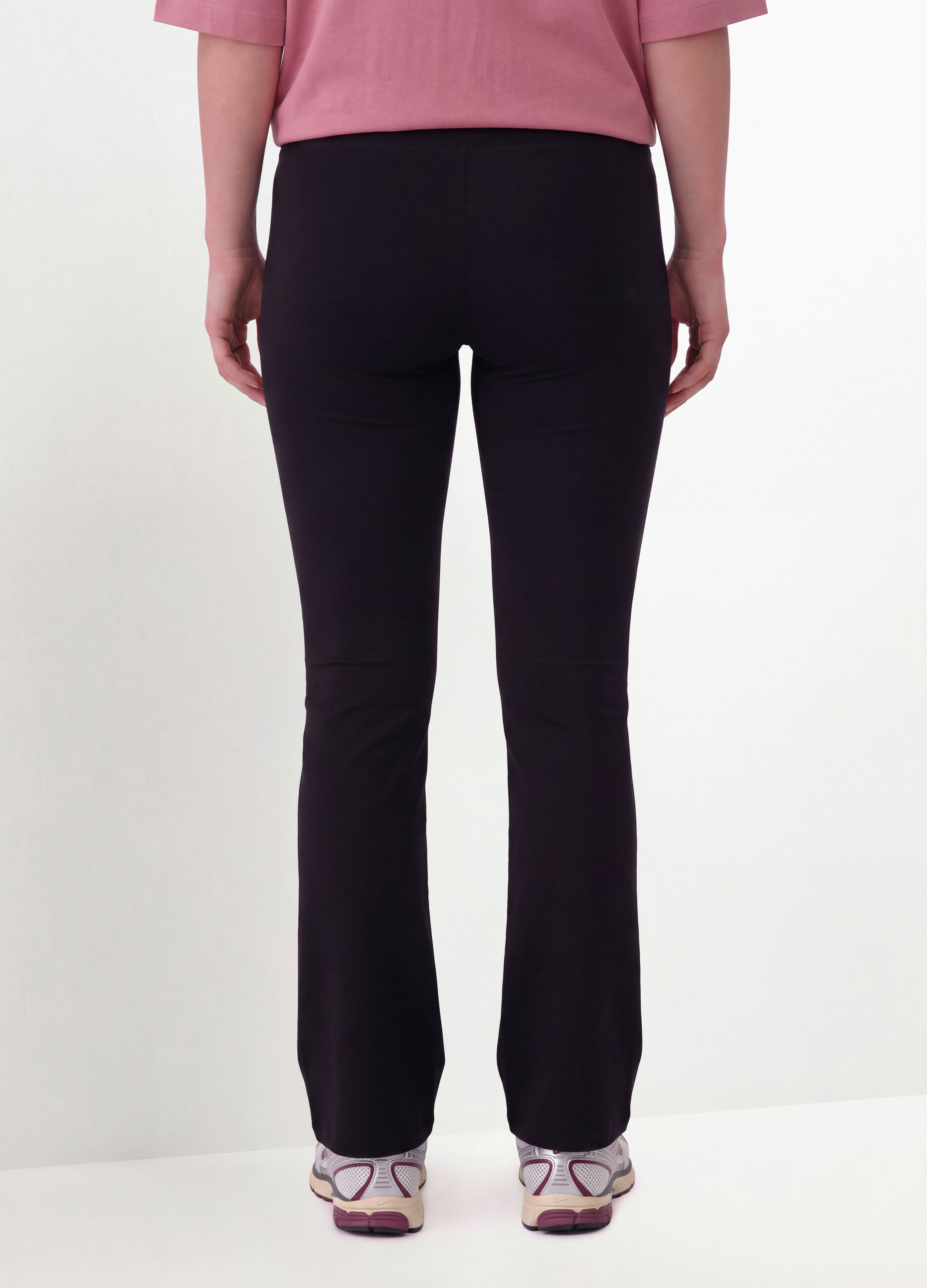 Black flared leggings in stretch cotton