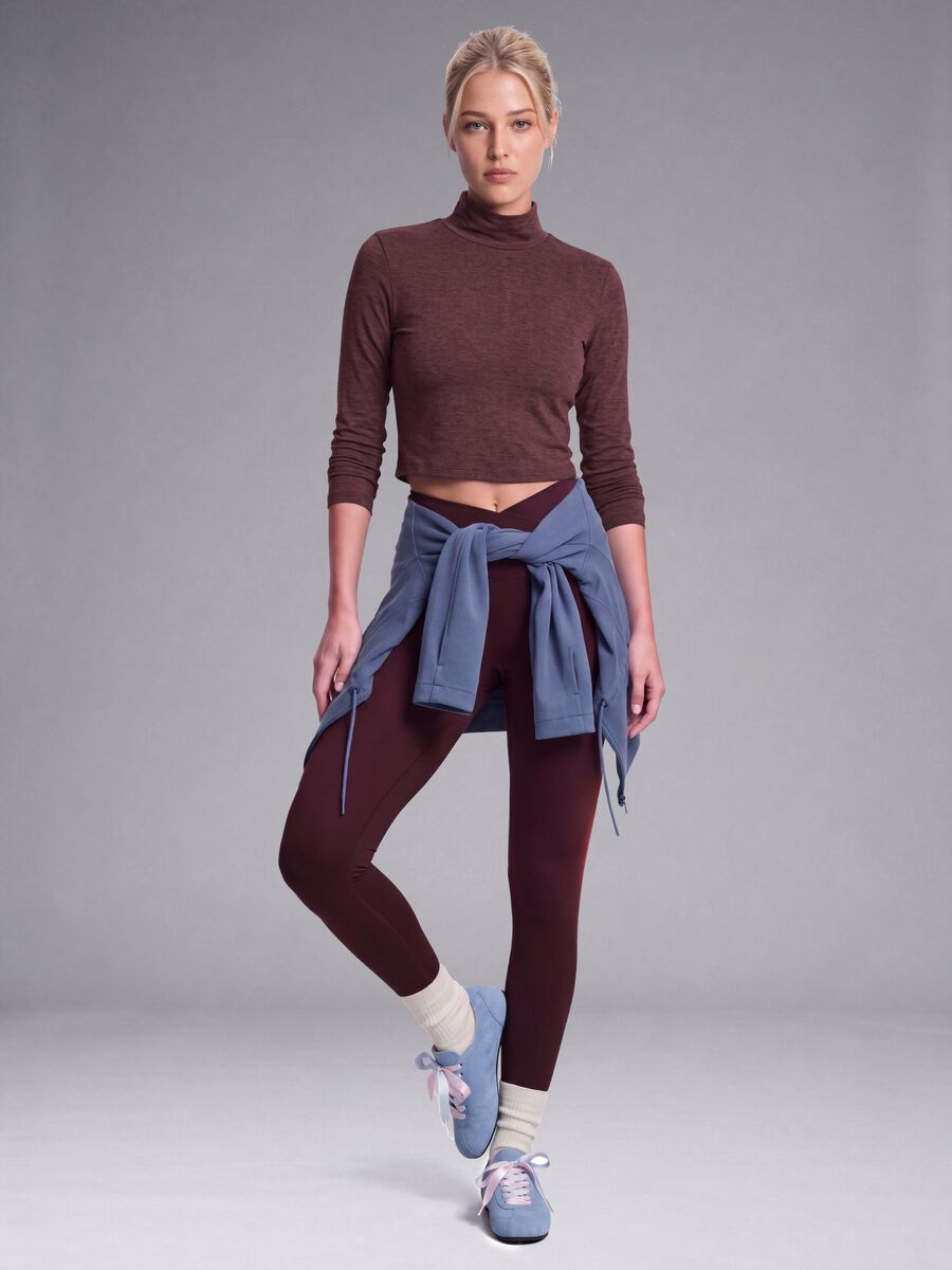 Purple cropped stretch T-shirt with high neck_0