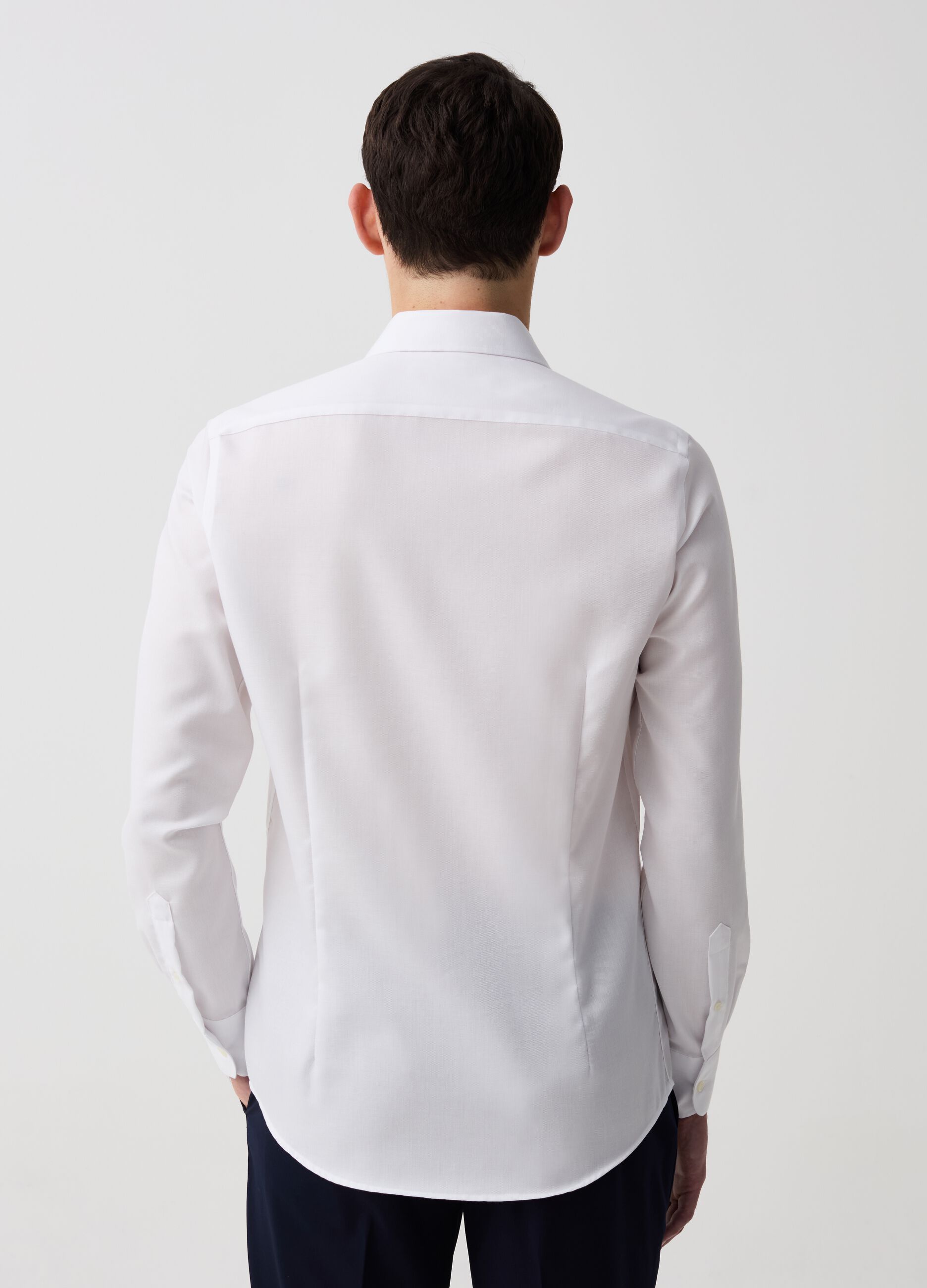 Camisa slim fit de algodón sin plancha