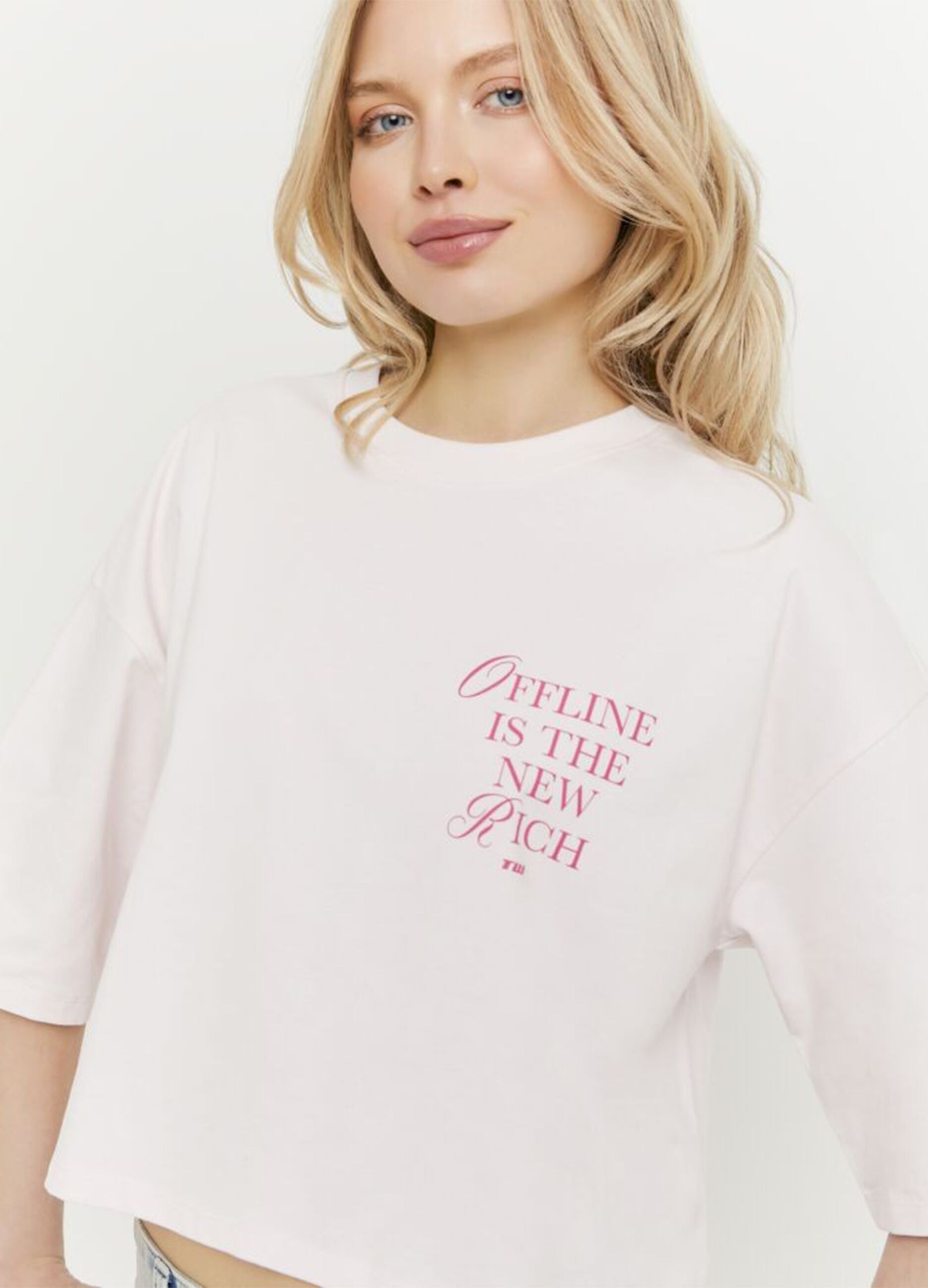 Rosa T-Shirt aus reiner Baumwolle mit kurzen &Auml;rmeln