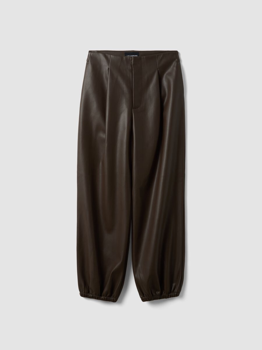 Brown barrel-fit trousers with regular waist_0