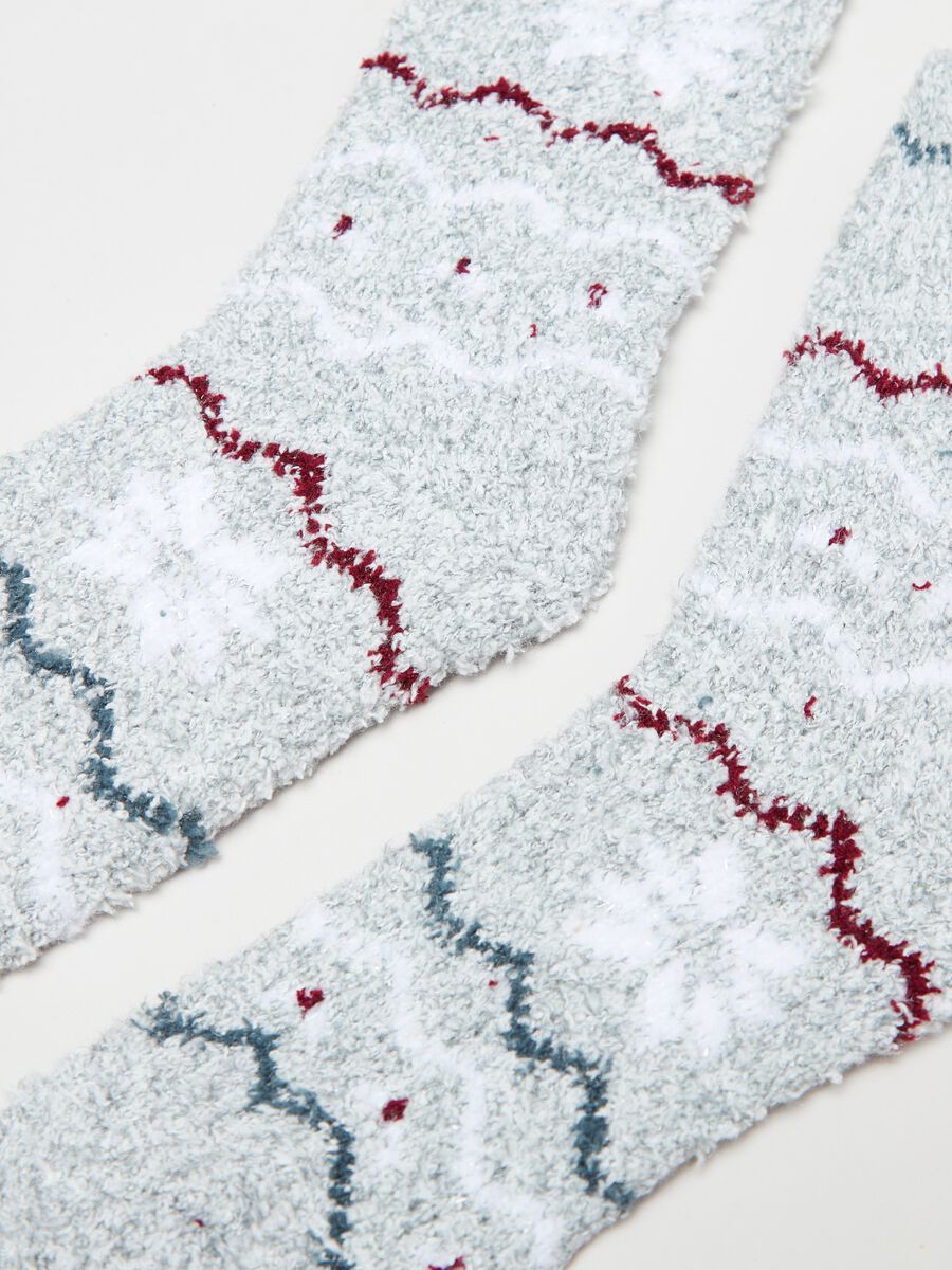 Short chenille socks with Norwegian pattern_1