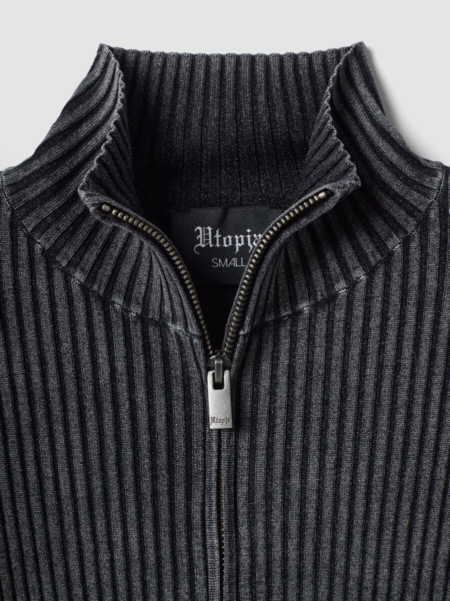Full-Zip Ribbed Knit in Vintage Grey_6