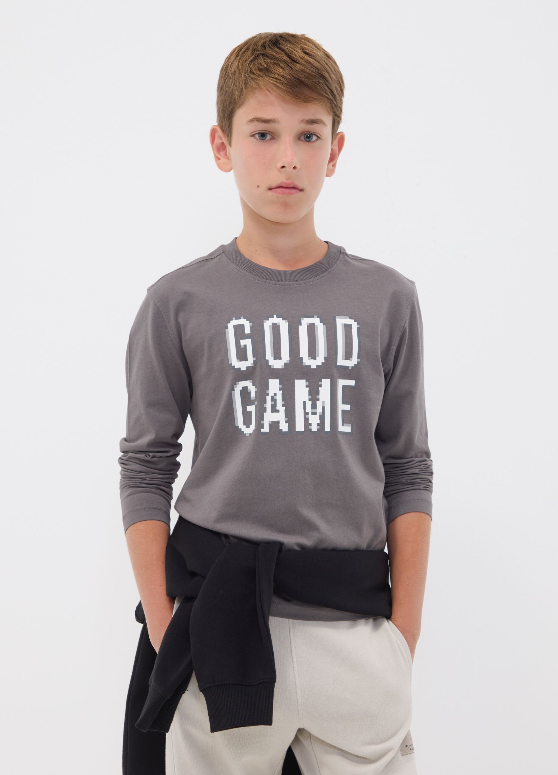 Grey pure organic cotton T-shirt with "Good Game" slogan for boys