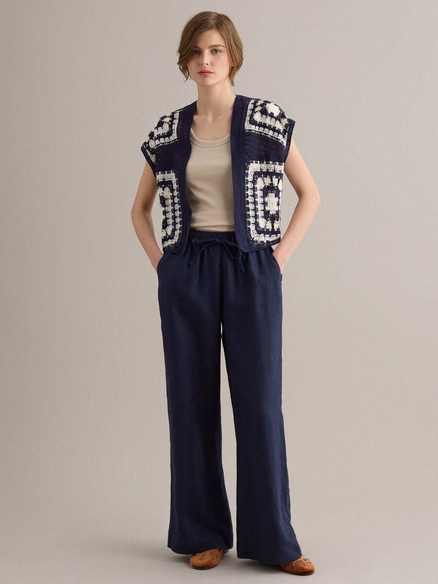 Blue and white regular-fit crochet cotton-blend gilet_2