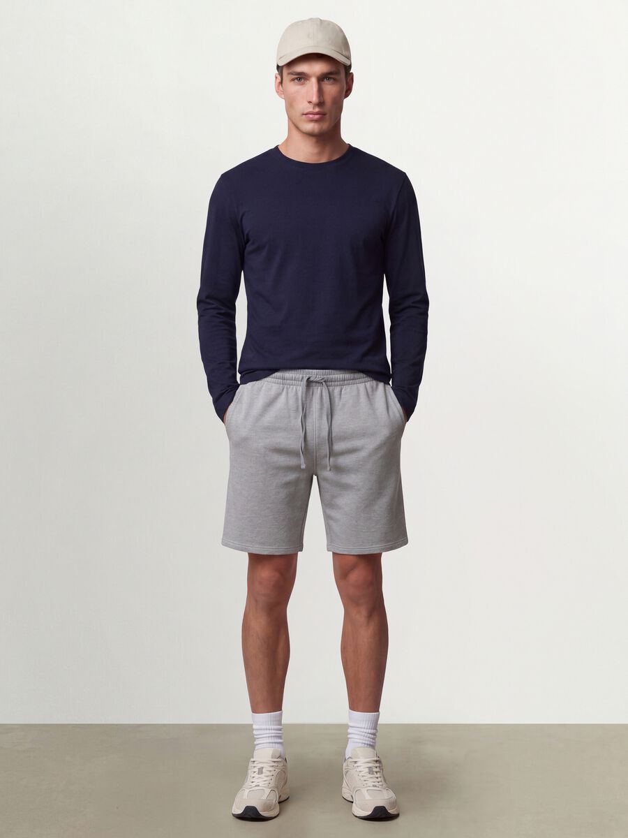 Grey cotton-blend shorts with elasticated waist, regular fit_0