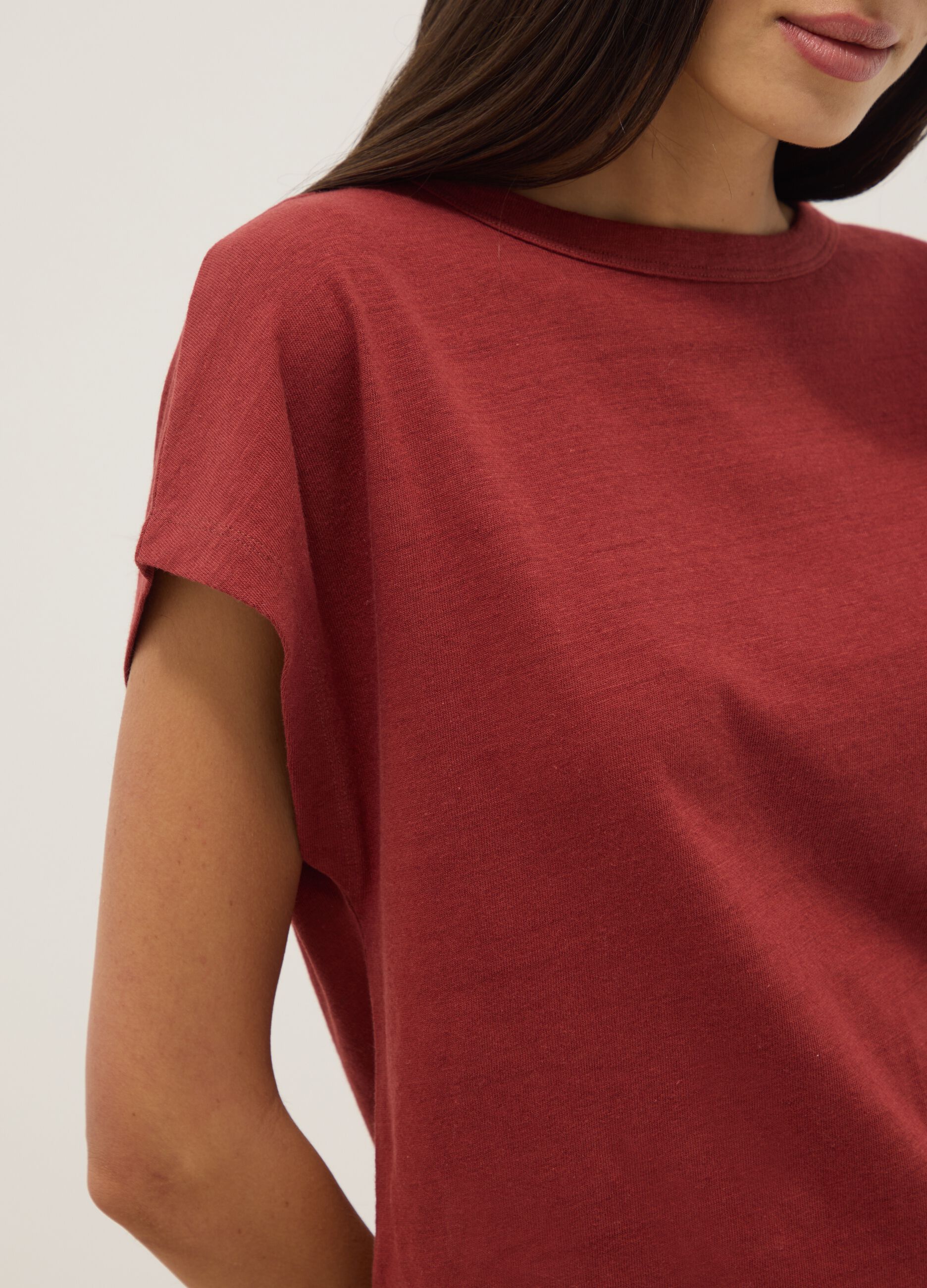 Rotes T-Shirt mit kurzen &Auml;rmeln aus Baumwoll-Leinen-Mix, Regular Fit