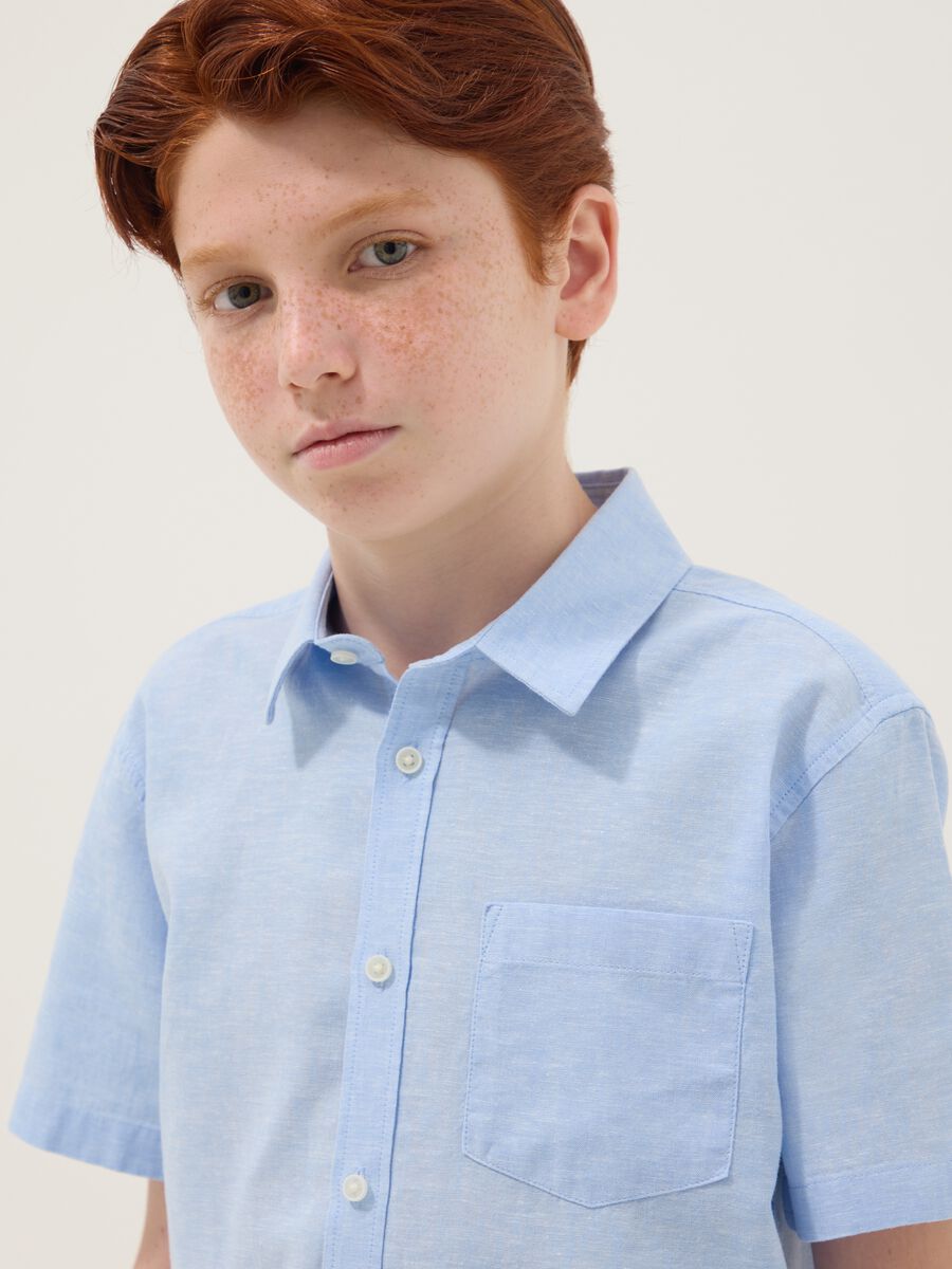 Boys&rsquo; light blue short-sleeve linen-cotton blend shirt, regular fit_0