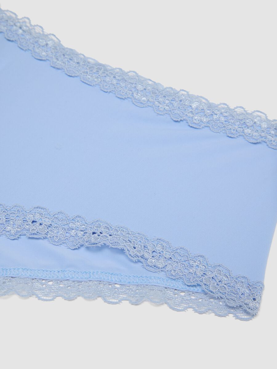 Braguita azul de tejido el&aacute;stico con detalles de encaje, corte regular_1