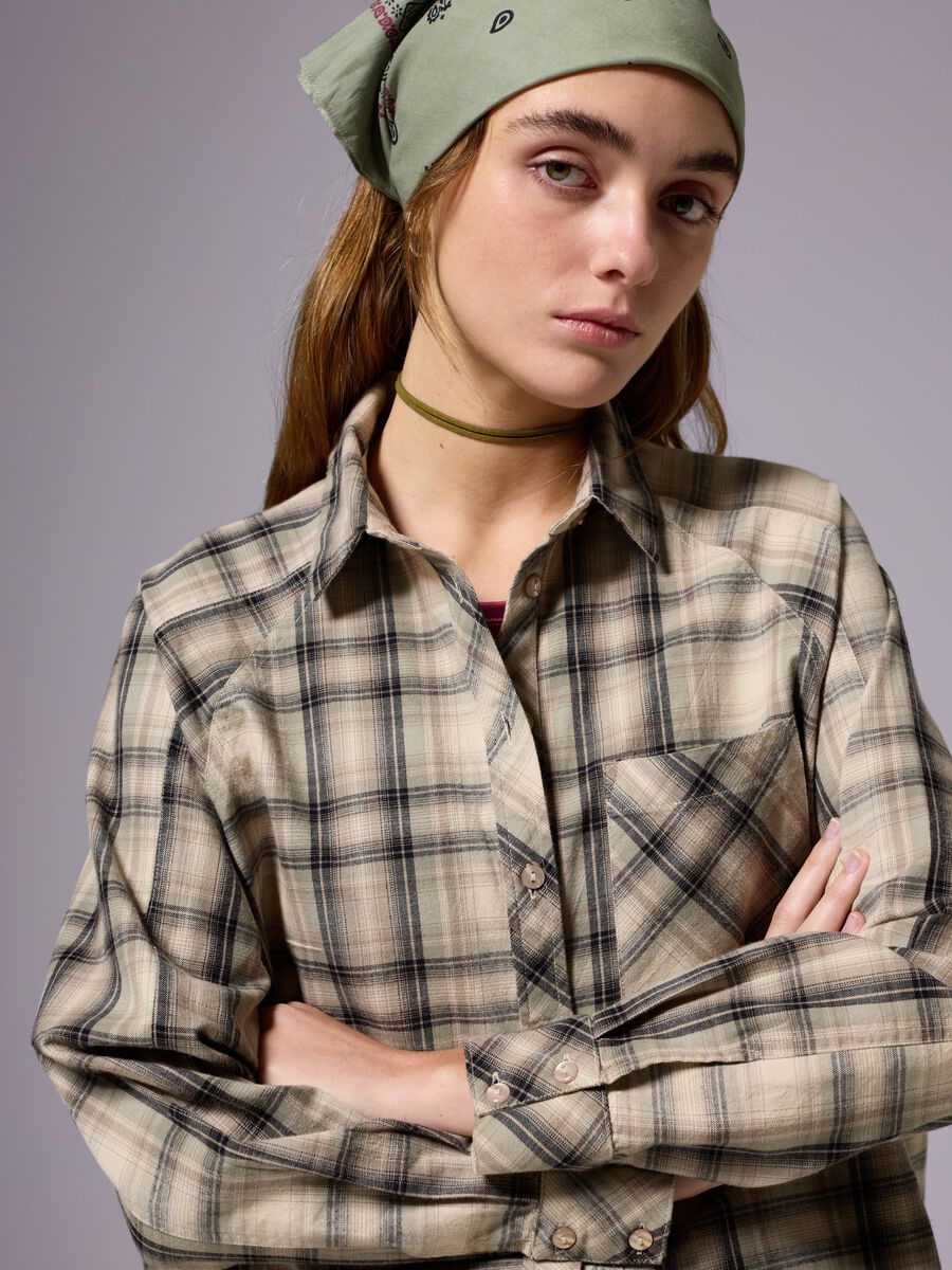 &Pi;&omicron;&upsilon;&kappa;ά&mu;&iota;&sigma;&omicron; Oversize &sigma;&epsilon; &Mu;&pi;&epsilon;&zeta; &Beta;&alpha;&mu;&beta;ά&kappa;&iota; &mu;&epsilon; &Kappa;&alpha;&rho;ώ &Sigma;&chi;έ&delta;&iota;&omicron;_2