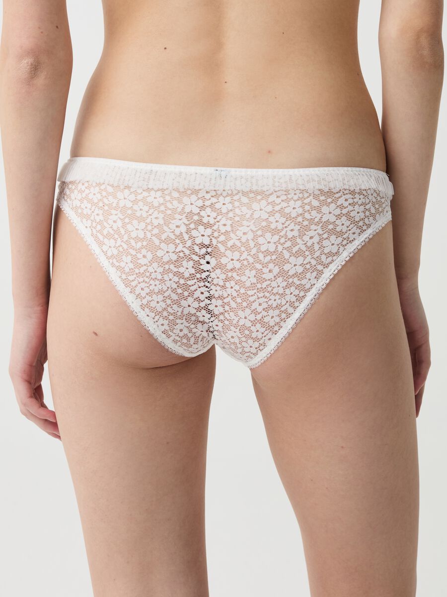 Floral lace briefs with pleated frill_2