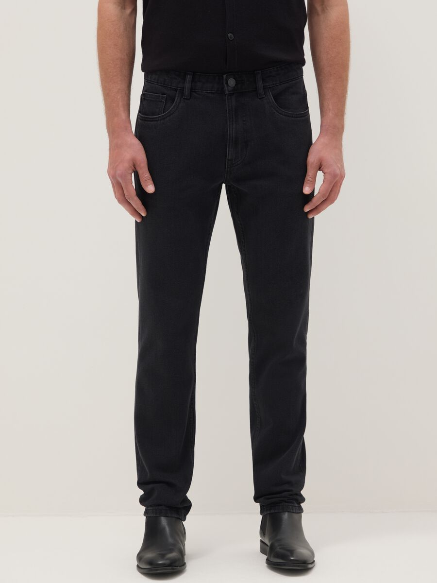 Slim Fit Black Cotton Blend Jeans_1