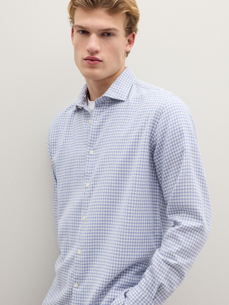 Blue cotton blend regular fit shirt_2