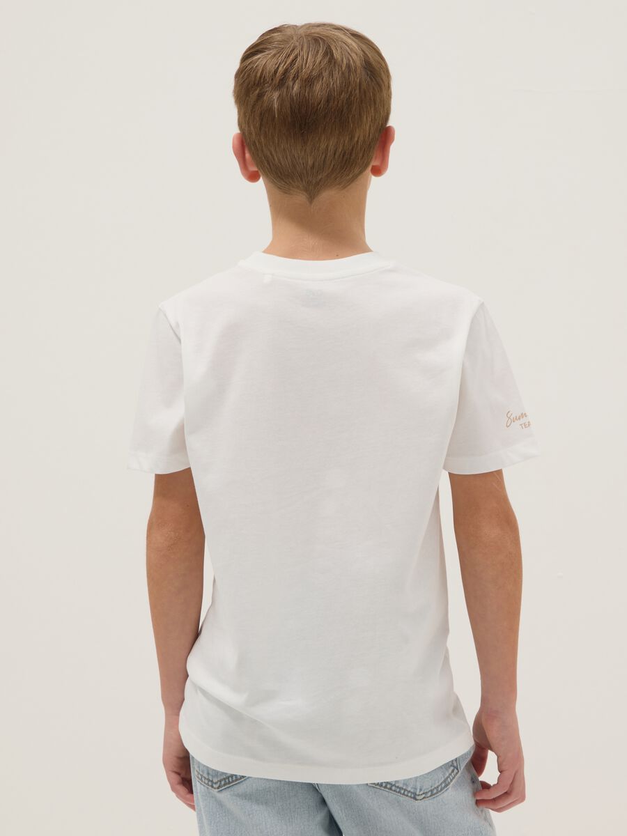 Boys' regular fit white pure cotton T-shirt with print_1