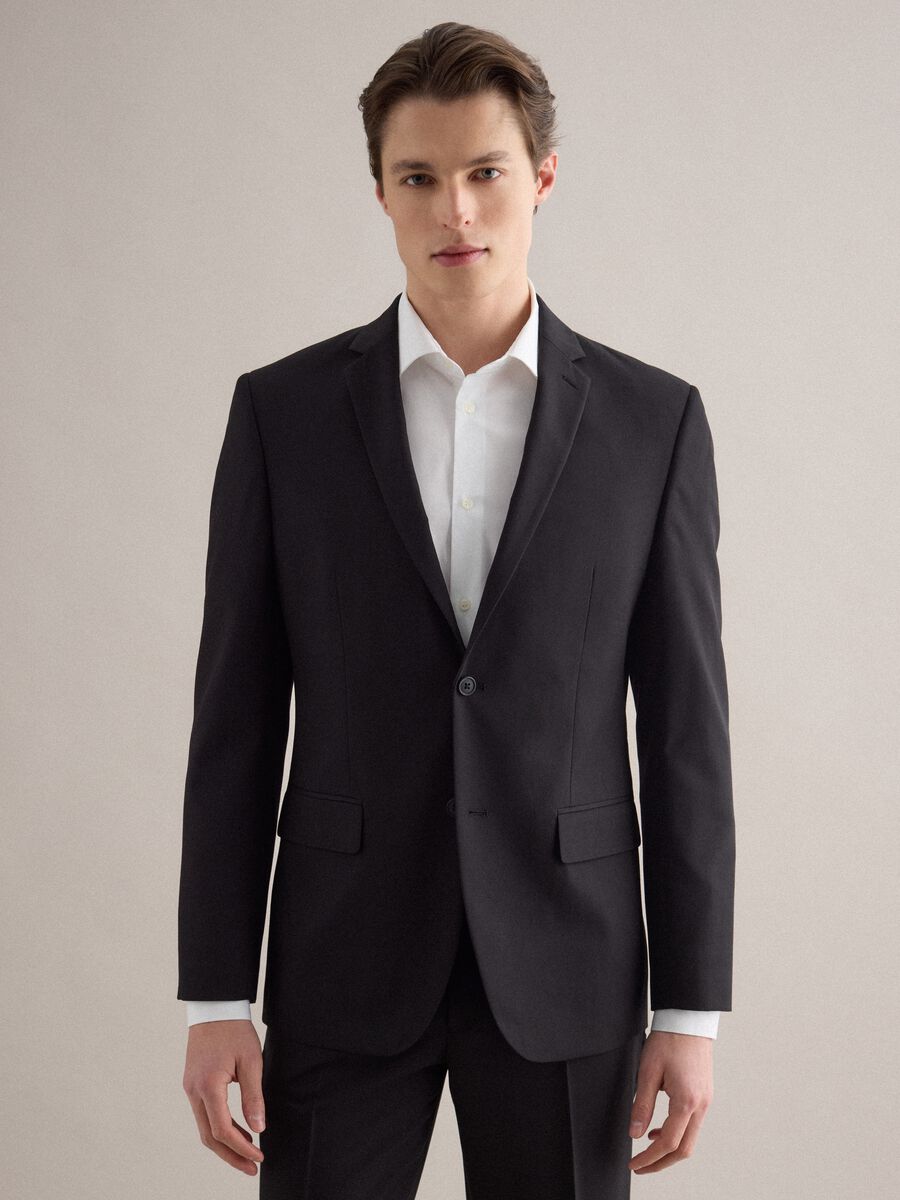 &Mu;&alpha;ύ&rho;&omicron; &mu;&omicron;&nu;ό&kappa;&omicron;&upsilon;&mu;&pi;&omicron; &sigma;&alpha;&kappa;ά&kappa;&iota; &sigma;&epsilon; &sigma;&tau;&epsilon;&nu;ή &gamma;&rho;&alpha;&mu;&mu;ή_0