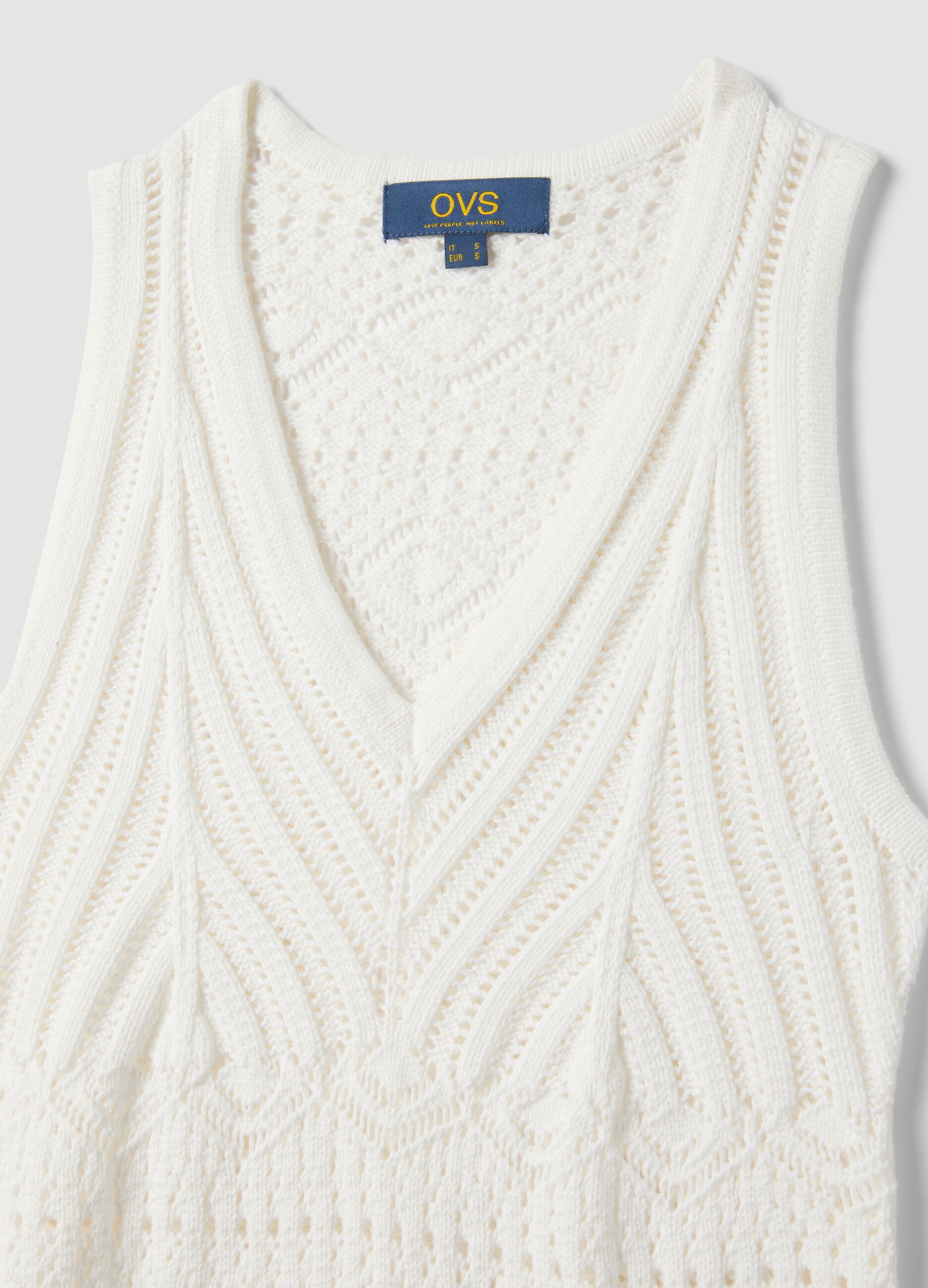 Wei&szlig;es Slim-Fit-Kleid aus reiner Baumwolle mit Lochmuster und tiefem V-Ausschnitt
