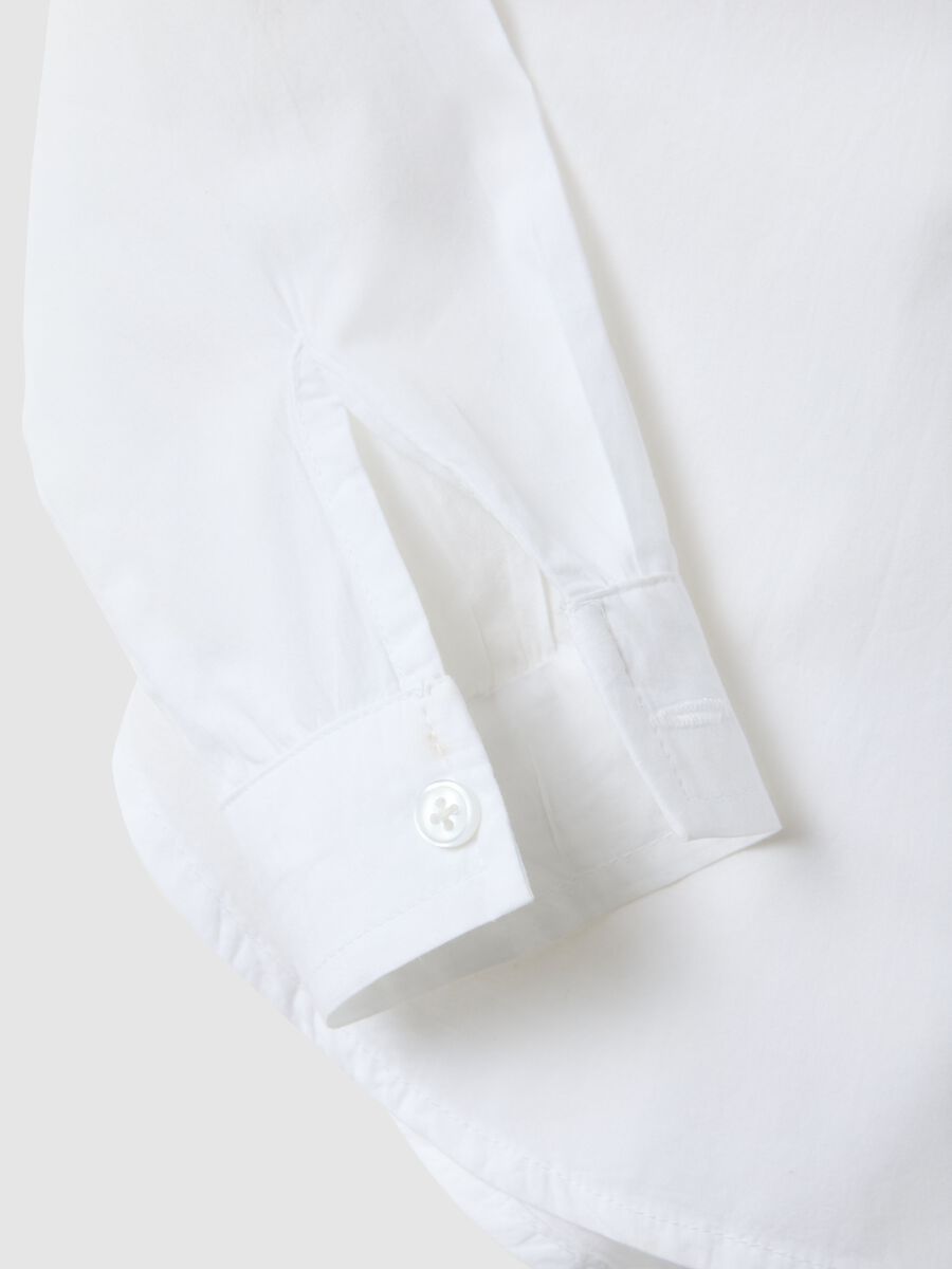 Camisa branca de menina com mangas compridas em algod&atilde;o puro_3